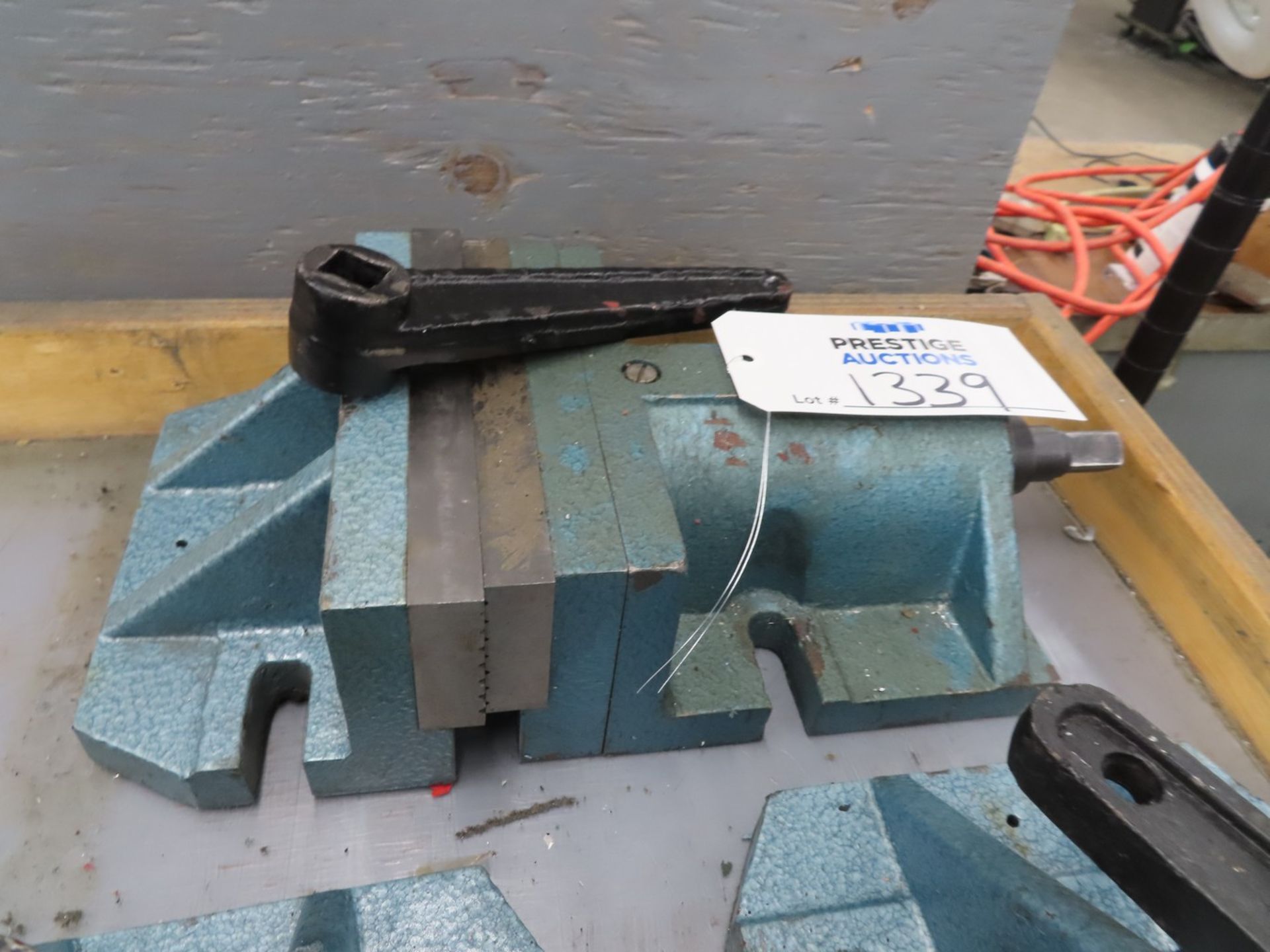 2-Piece 8" Table Vise