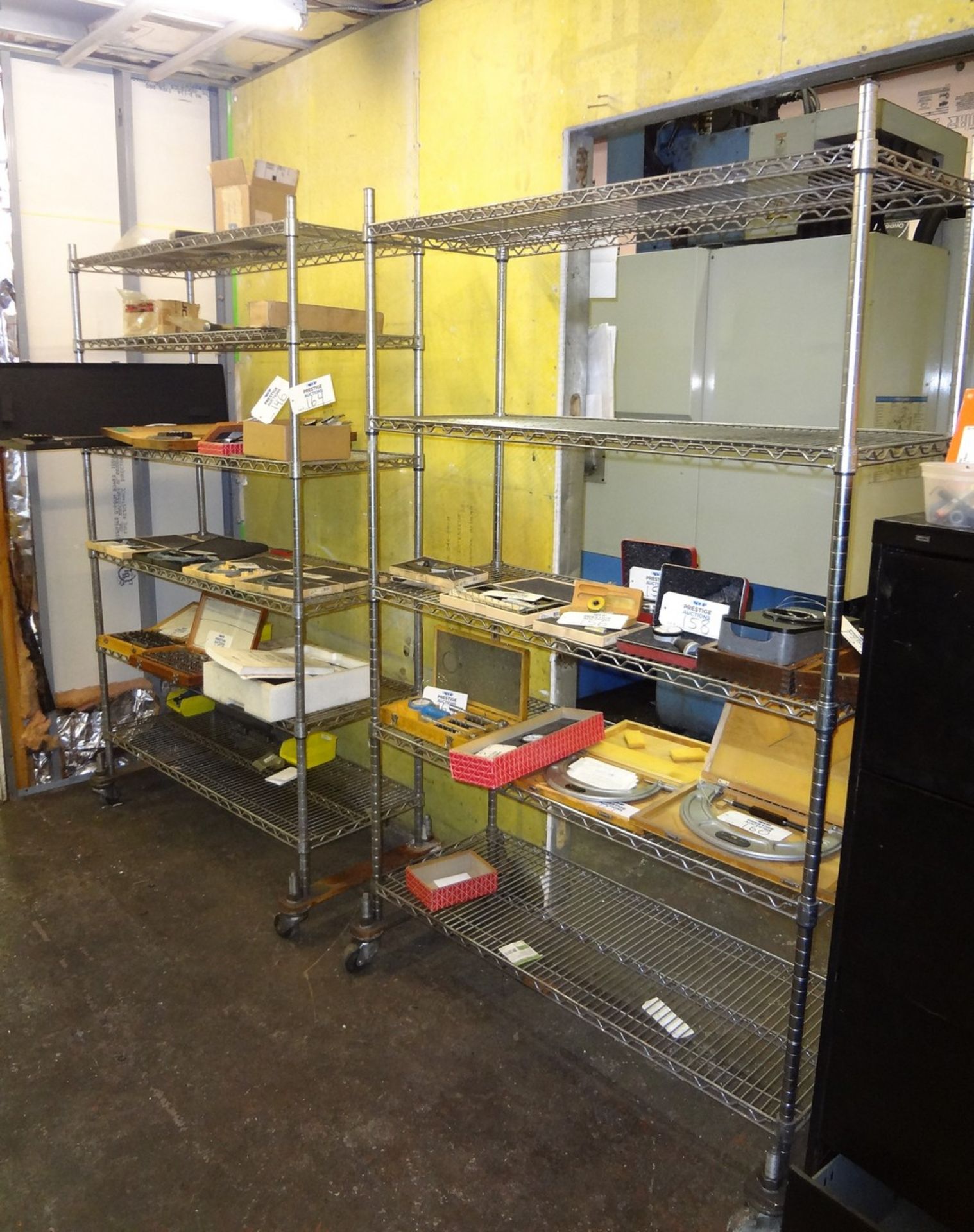 (2) Rolling Wire Racks - No Contents