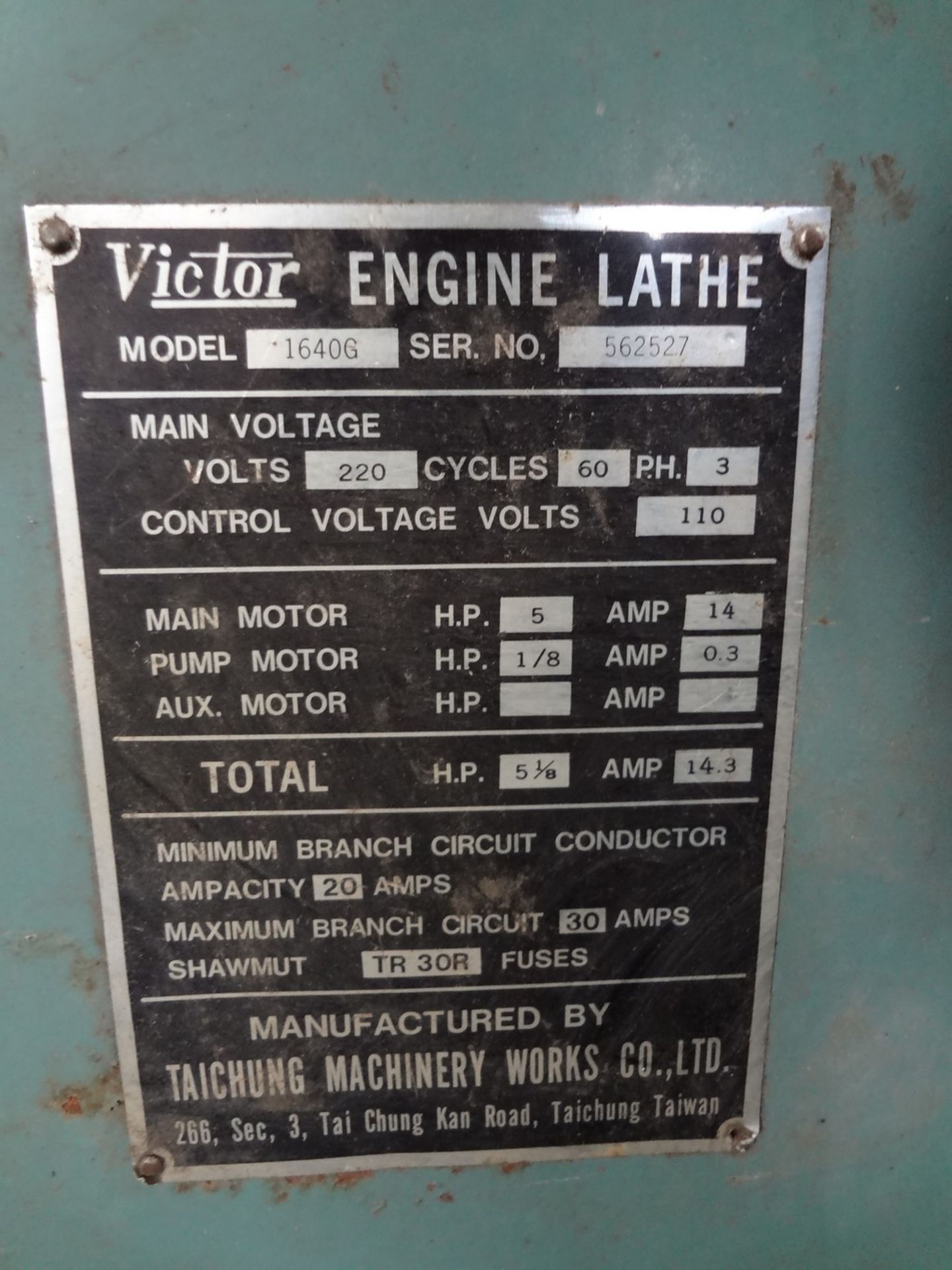 Victor 1640 Toolroom Lathe with 3-Jaw Chuck - Image 9 of 14