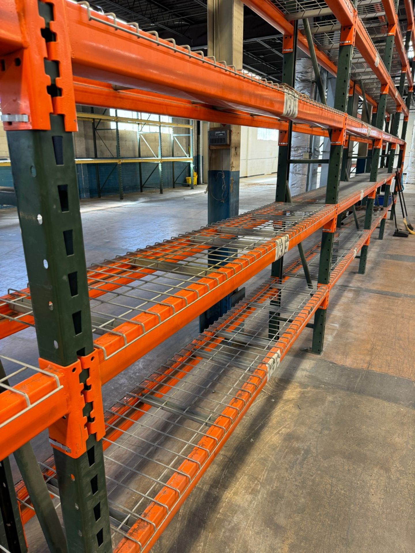 5-Sections Heavy Duty Pallet Racking, 96"W x 18"D x 168"H, 3000 LB Weight Capacity - Image 2 of 3