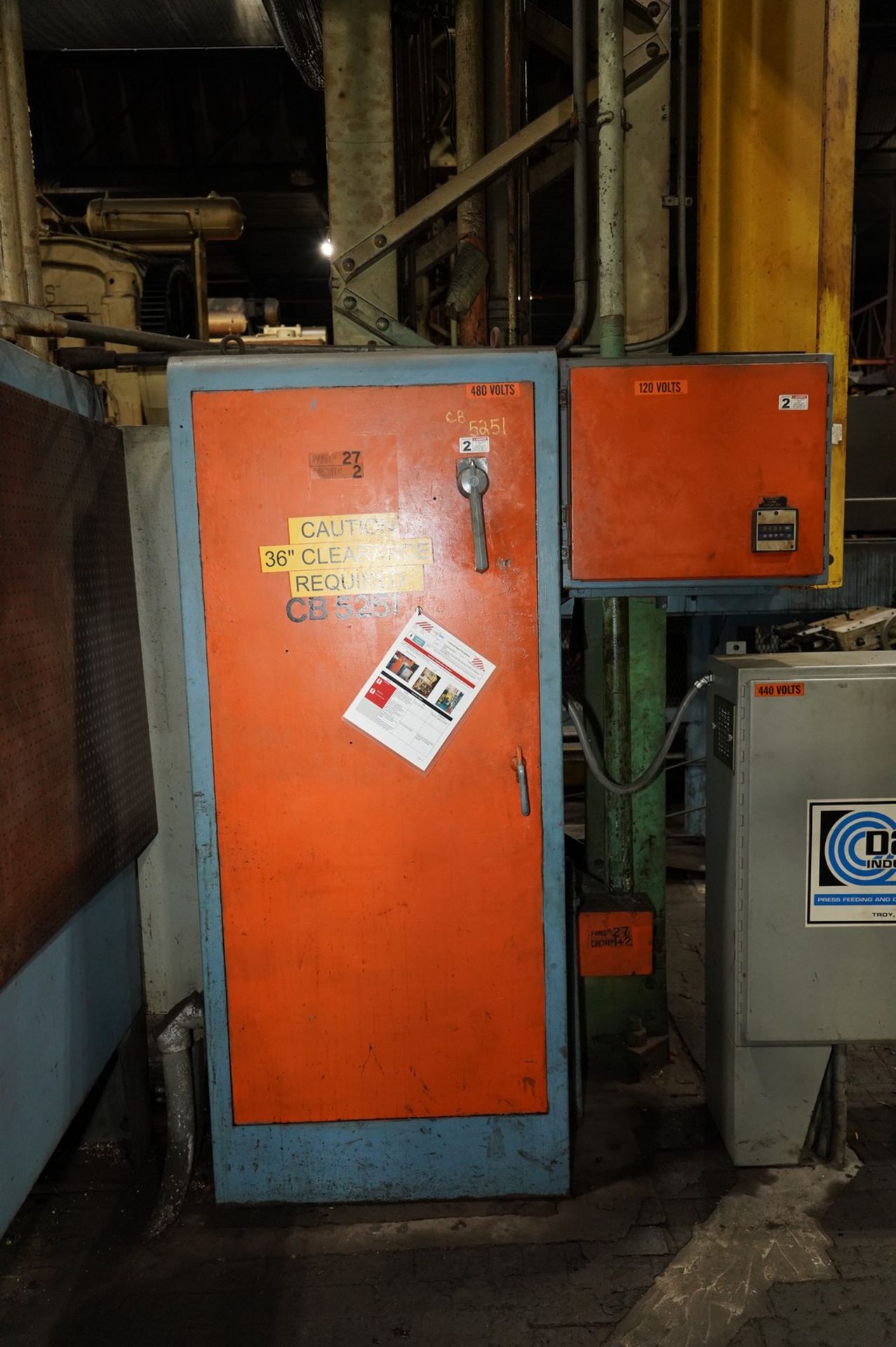 Clearing Model E-2600-72 600 Ton Press - Image 18 of 19