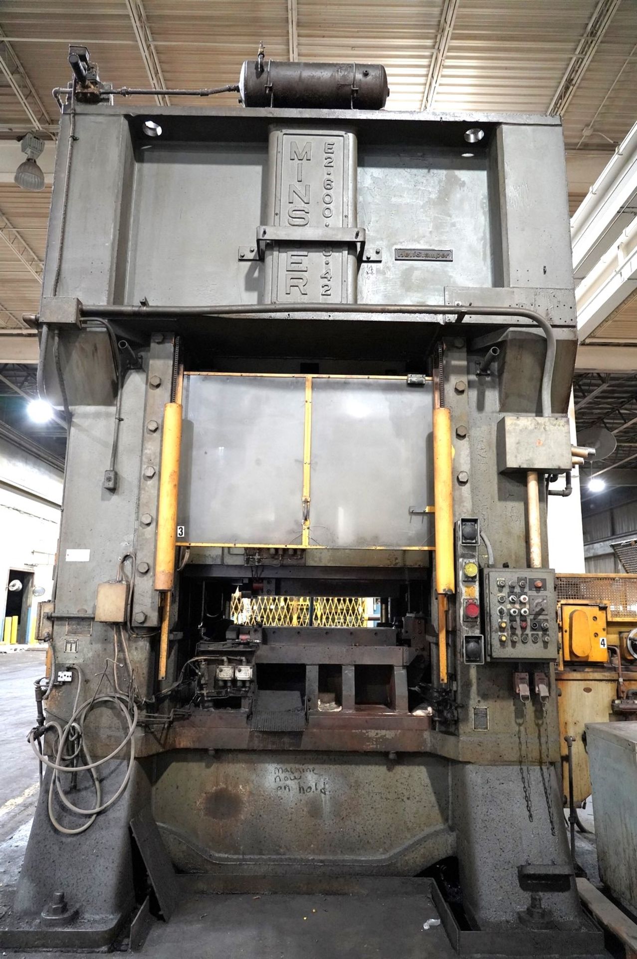 Minster Model E2-600-60-42 600 Ton Press