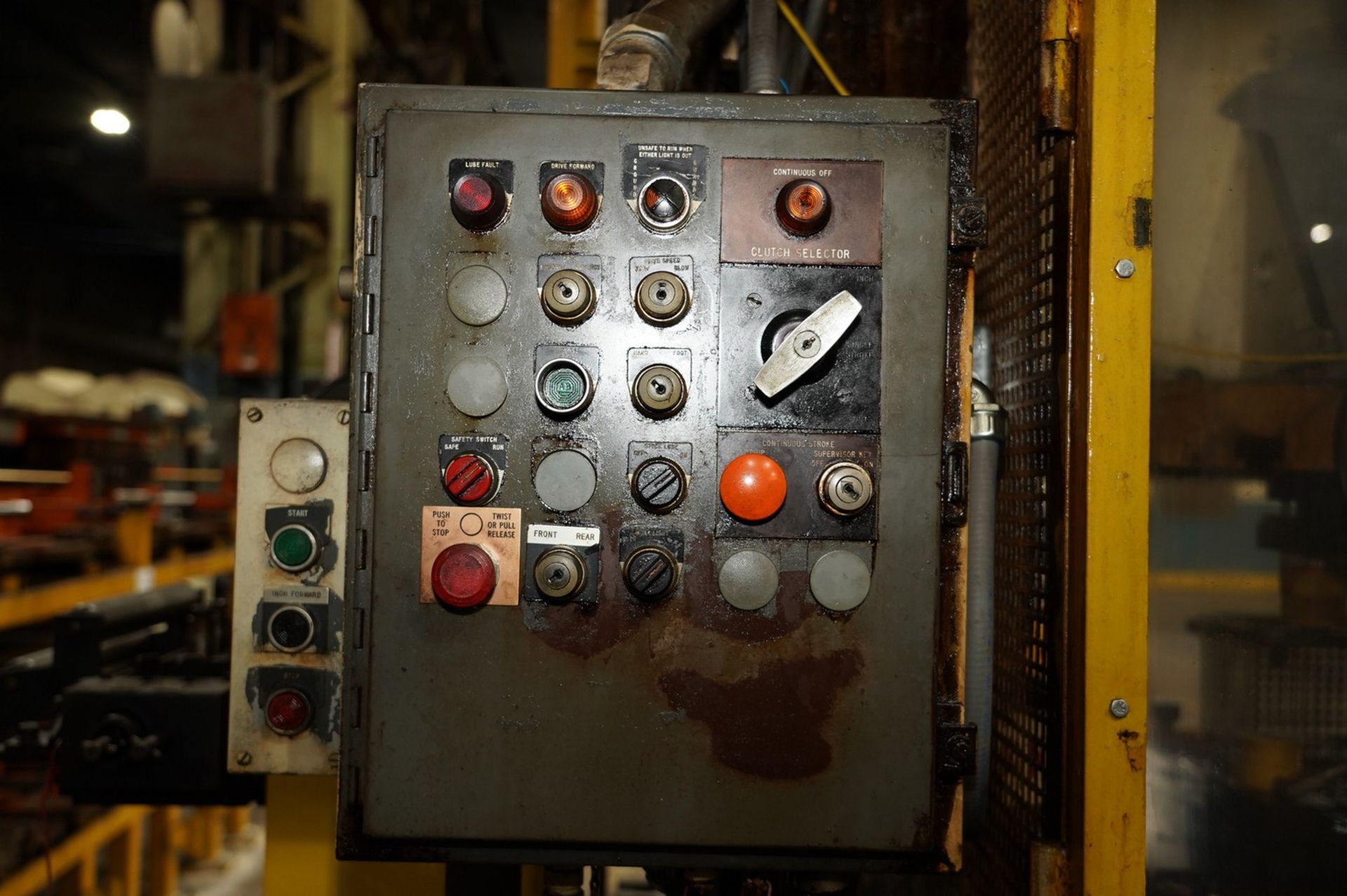 Clearing Model S2-250-60-42 - Image 10 of 10