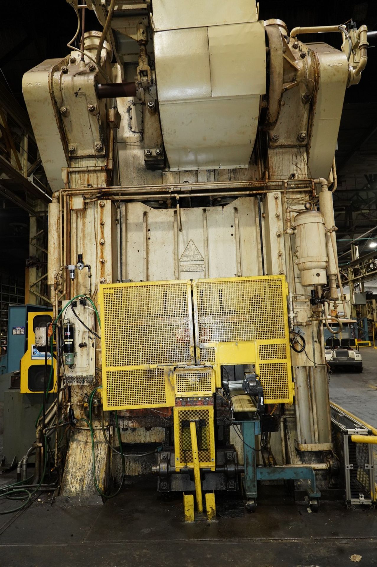 Clearing Model E-2600-72 600 Ton Press - Image 13 of 19