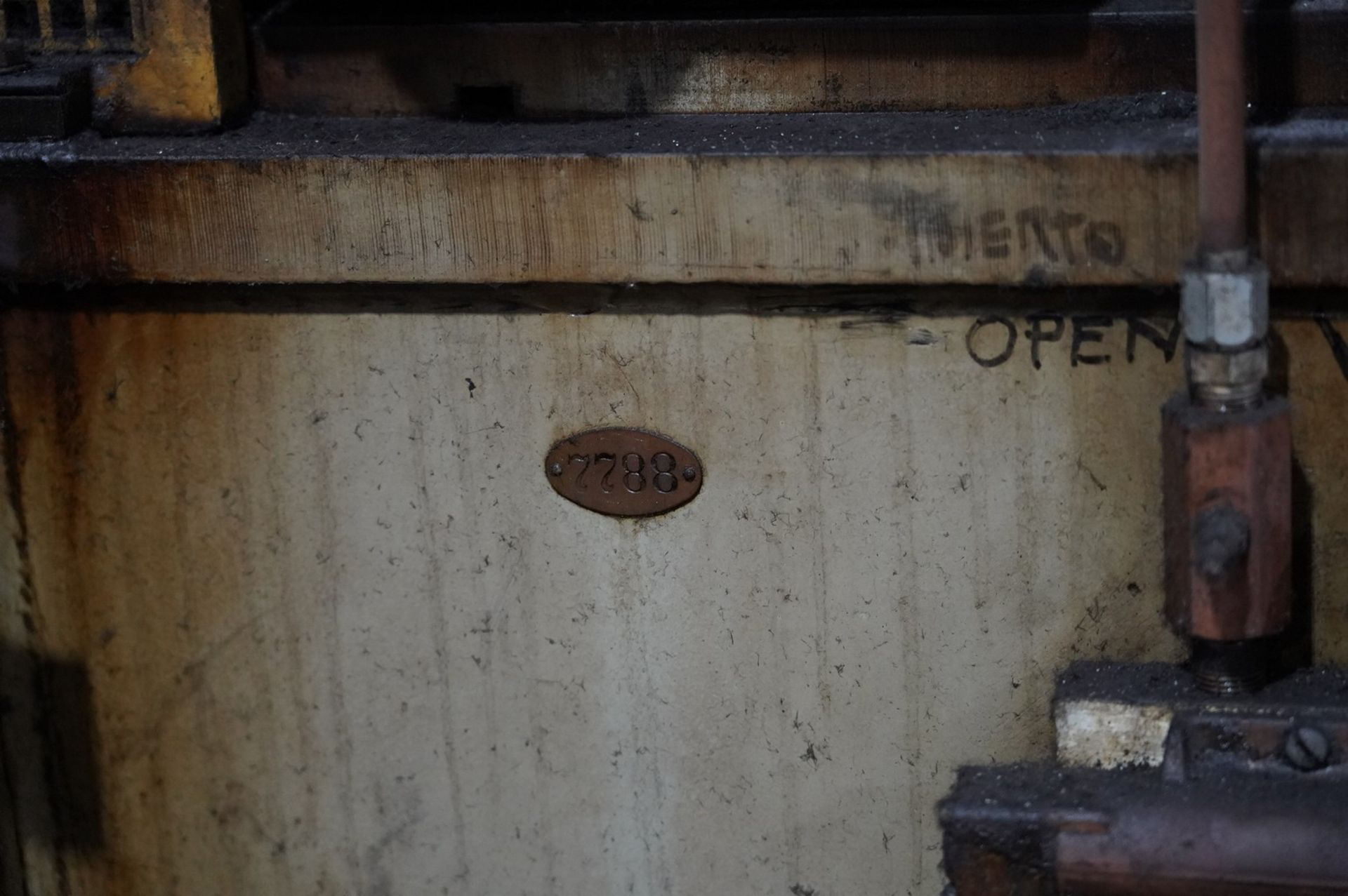 Minster Model E2-600-60-42 600 Ton Press - Image 16 of 16