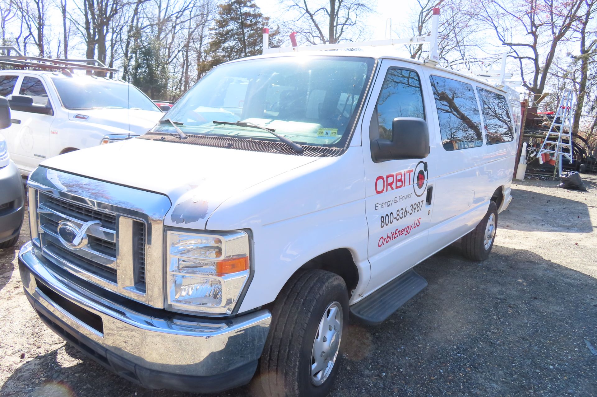 2011 FORD E350XLT SUPER DUTY PASSENGER VAN, VIN 1FBNE3BL2BDB03453.. - Image 2 of 10