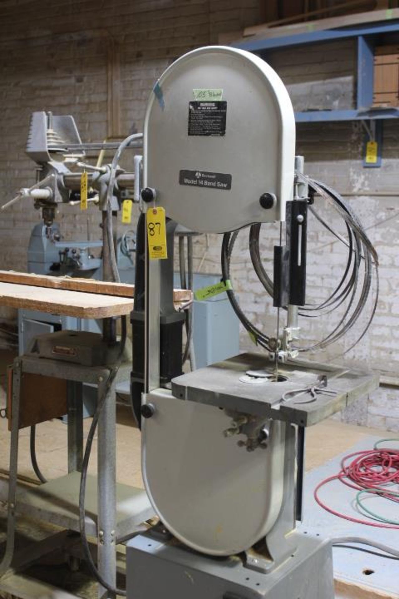 ROCKWELL 14 IN. VERTICAL BAND SAW WITH DOLLY AND RISER BLOCK (FOR EXTENDED CUTTING… - Image 2 of 3