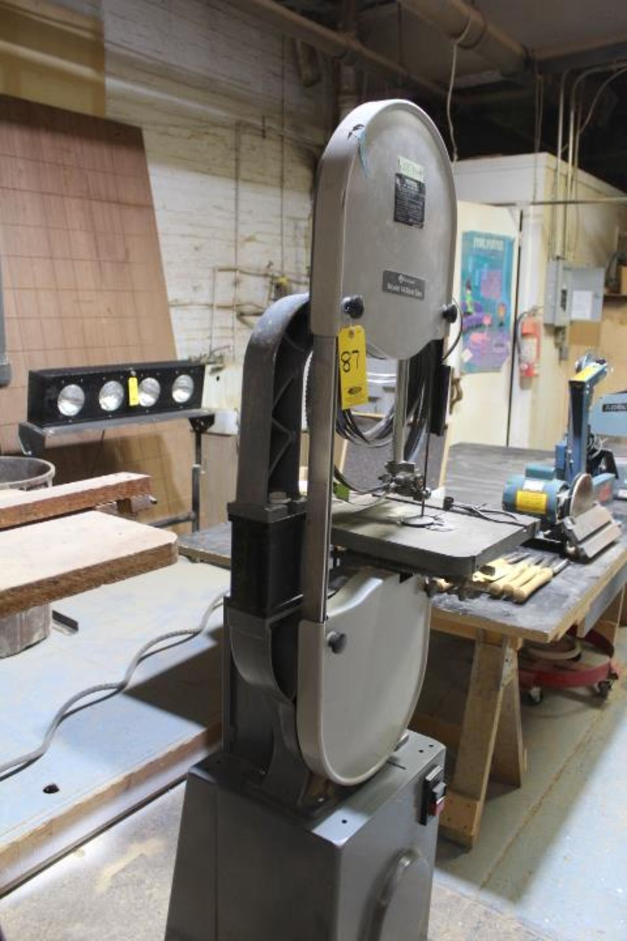 ROCKWELL 14 IN. VERTICAL BAND SAW WITH DOLLY AND RISER BLOCK (FOR EXTENDED CUTTING… - Image 3 of 3