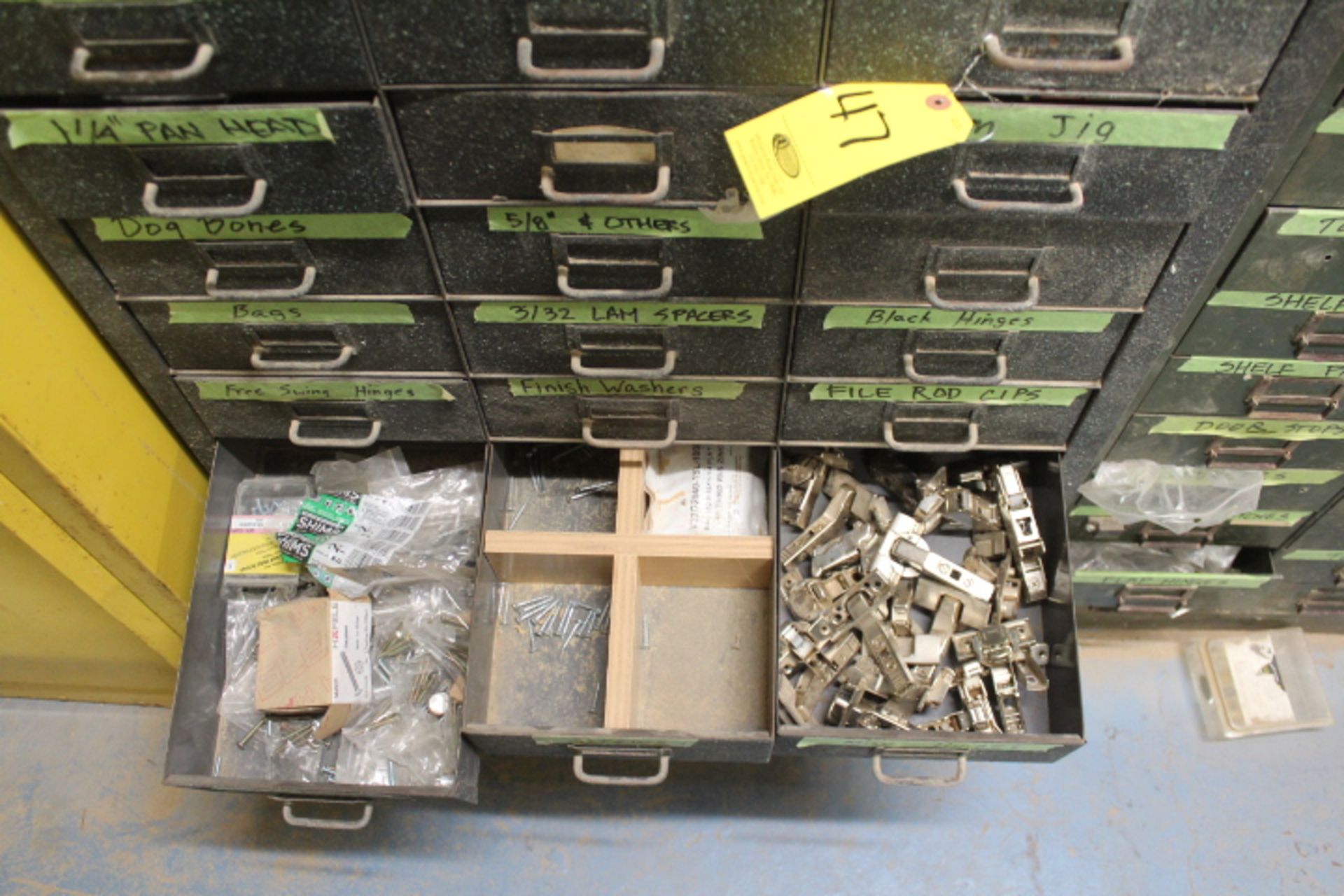 30-DRAWER PARTS SORTER WITH CONTENTS - Image 5 of 5