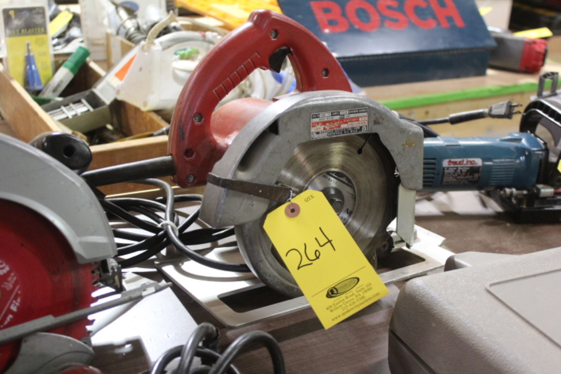 MILWAUKEE 7-1/4 IN CIRCULAR SAW