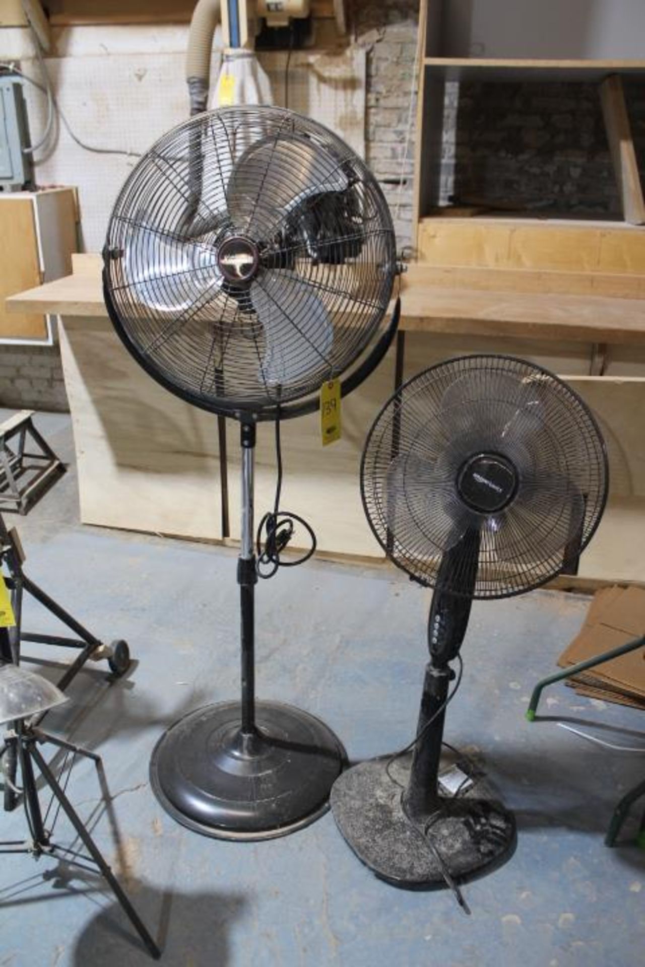 XTREMEPOWER PEDESTAL SHOP FAN