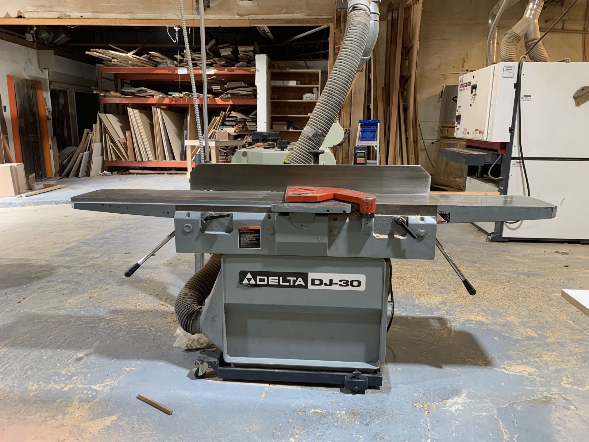 DELTA DJ-30 12 IN. JOINTER, S/N CKK00337, MDL. 37-360, 3 HP, 200-220/240 V, 3 PH, 60 HZ, 3450 RPM… - Image 4 of 4