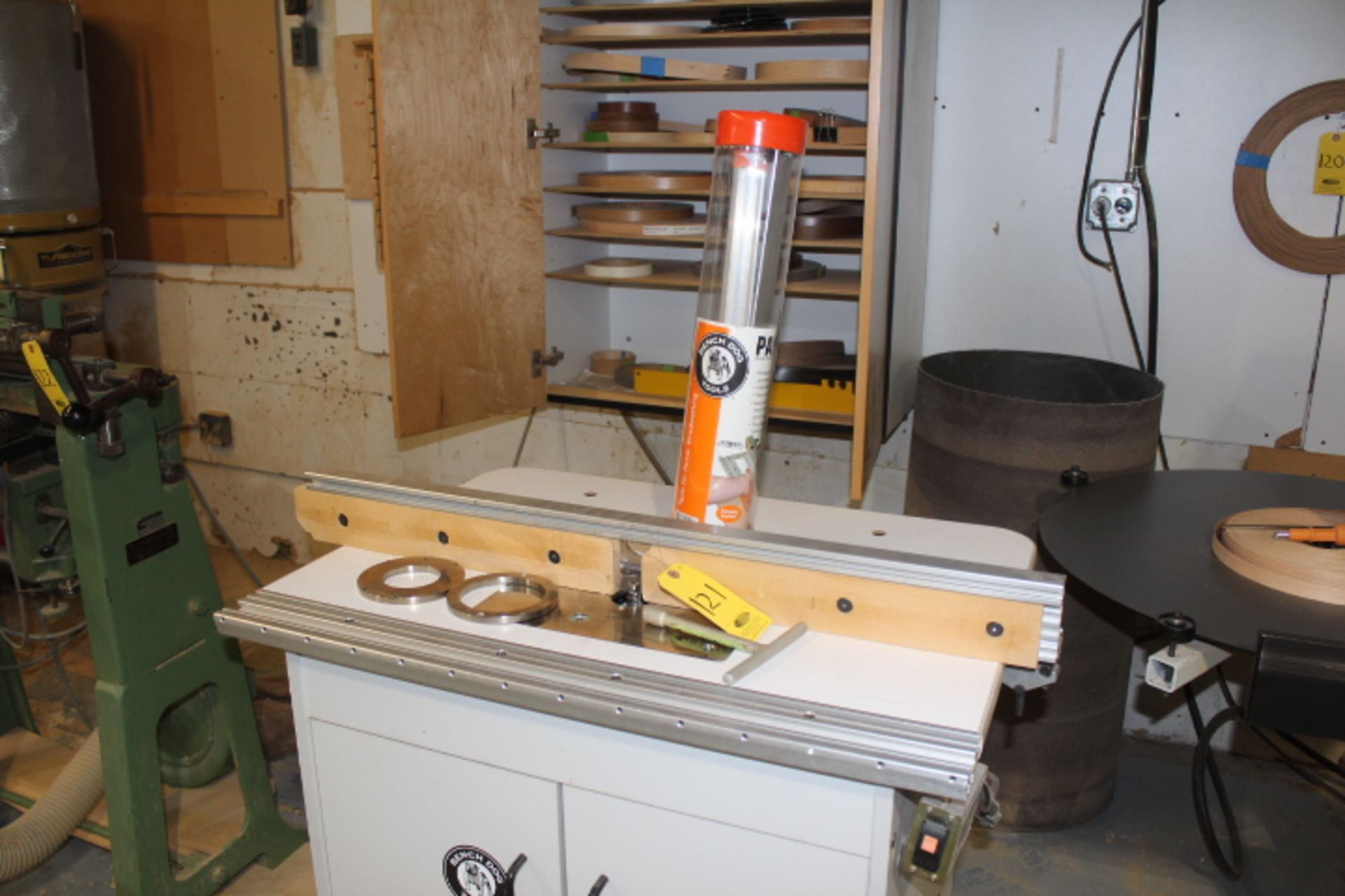 BENCH DOG ROUTER CABINET, PORTER CABLE ROUTER WITH TABLE/CABINET, ACCESSORIES AND DOLLY - Image 2 of 3