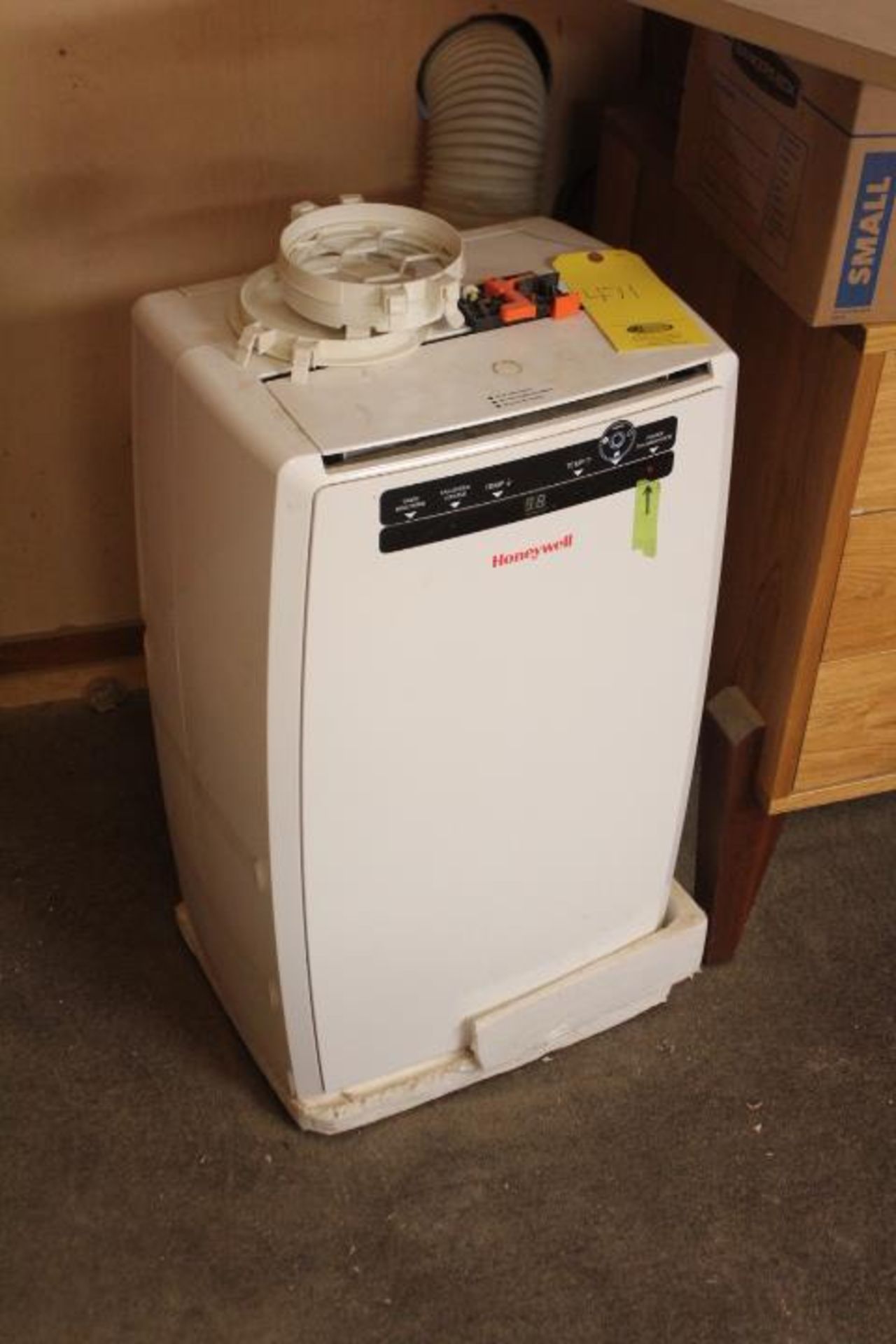 HONEYWELL PORTABLE A/C UNIT