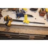(2) 24 IN. QUICK CLAMPS
