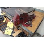 CRAFTSMAN 5 IN. BENCH VISE WITH MINI ANVIL