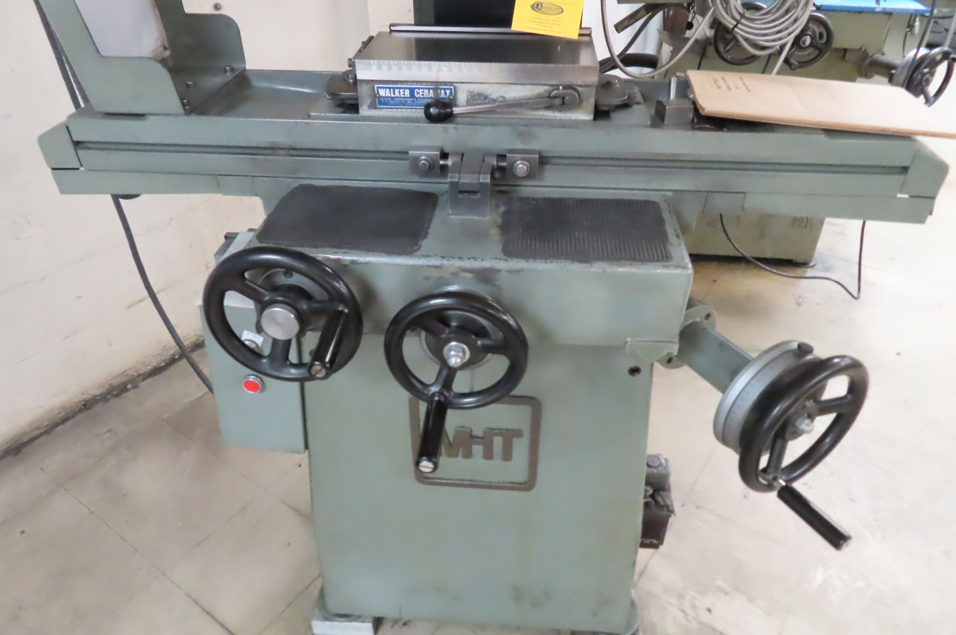 MITSUI MSG-200MH HAND FEED SURFACE GRINDER, S/N 95068262… - Image 4 of 5