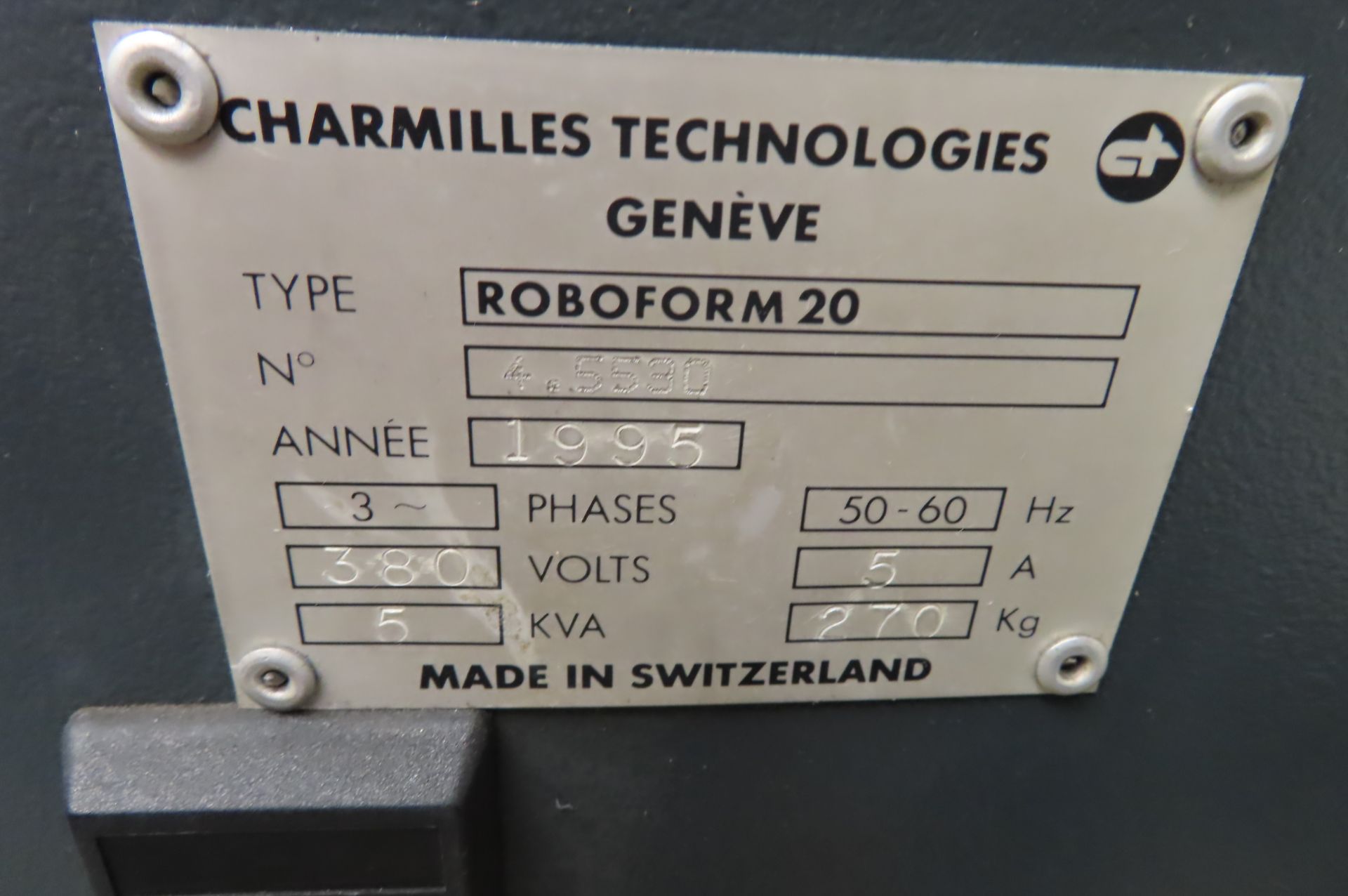 1995 CHARMILLES ROBOFORM 20 CNC DIE SINK EDM, S/N 210192… - Image 6 of 9