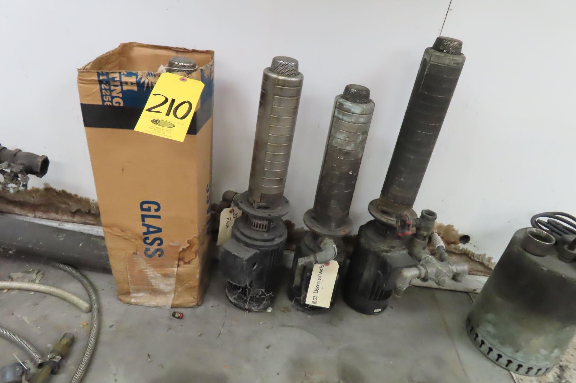 (5) GRUNDFOS PUMPS - Bild 2 aus 2