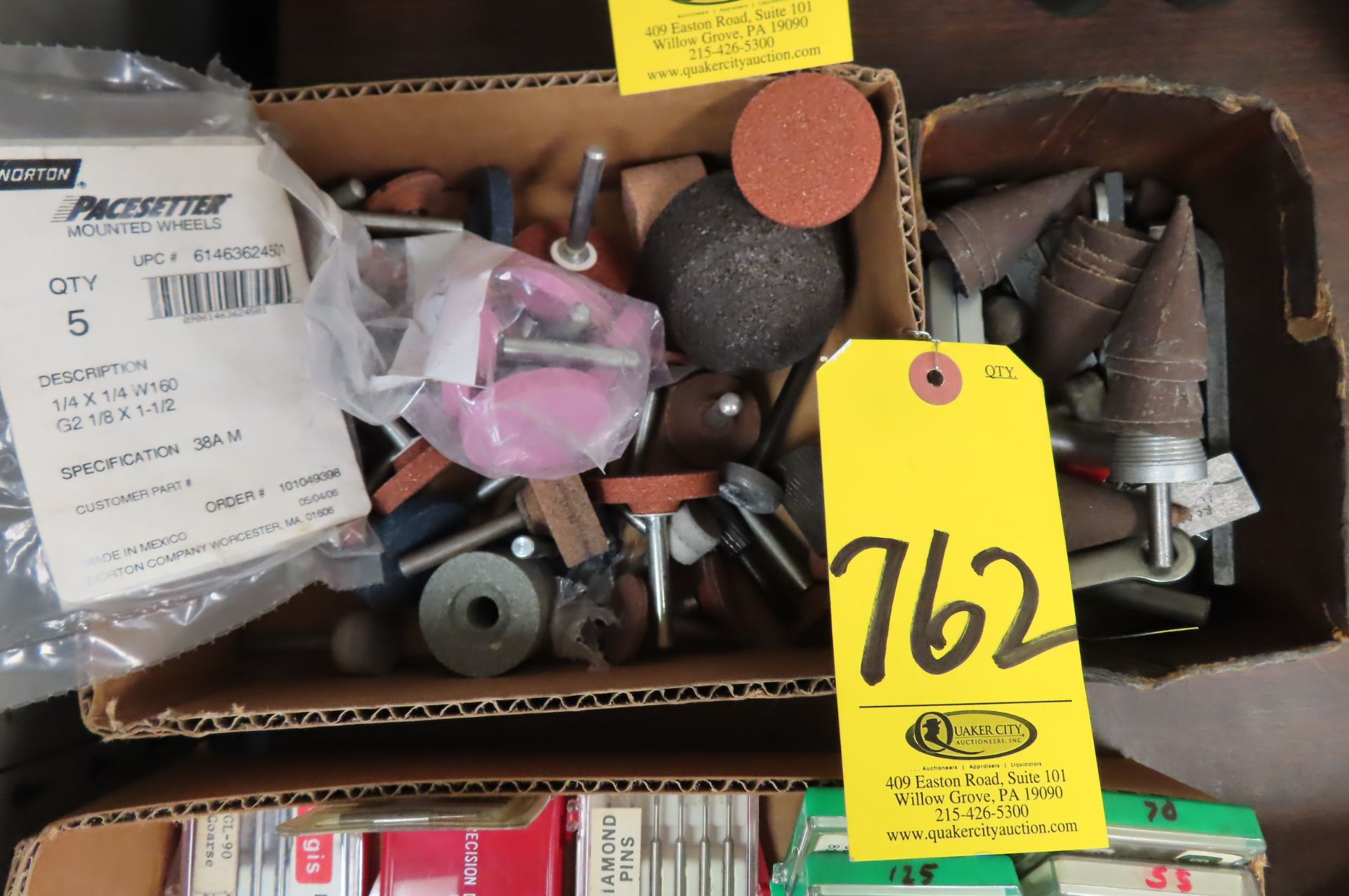 ASSORTED ABRASIVE TOOLS AND CONES