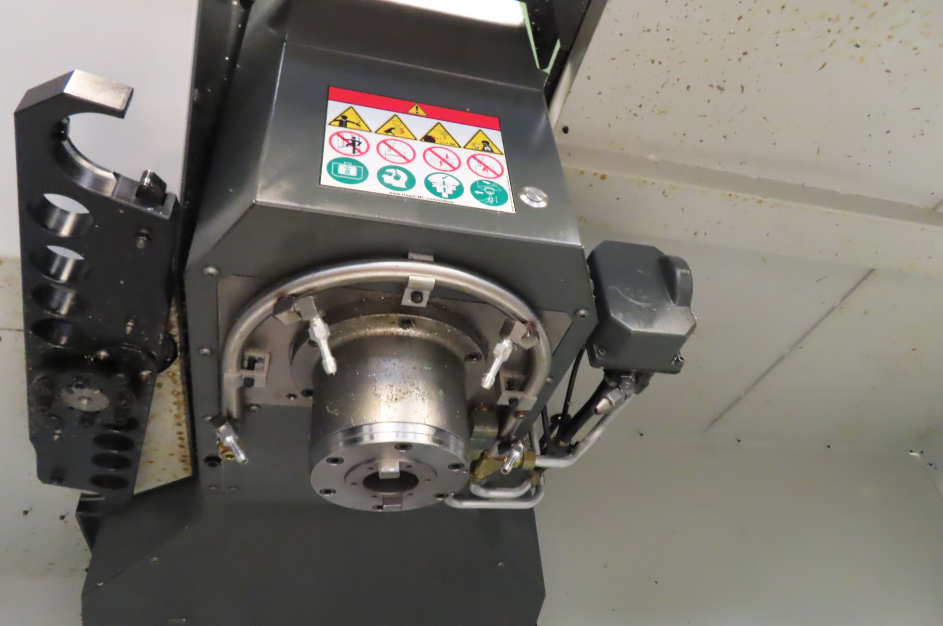 2018 HAAS VF-3YT CNC VERTICAL MACHINING CENTER - Image 3 of 16