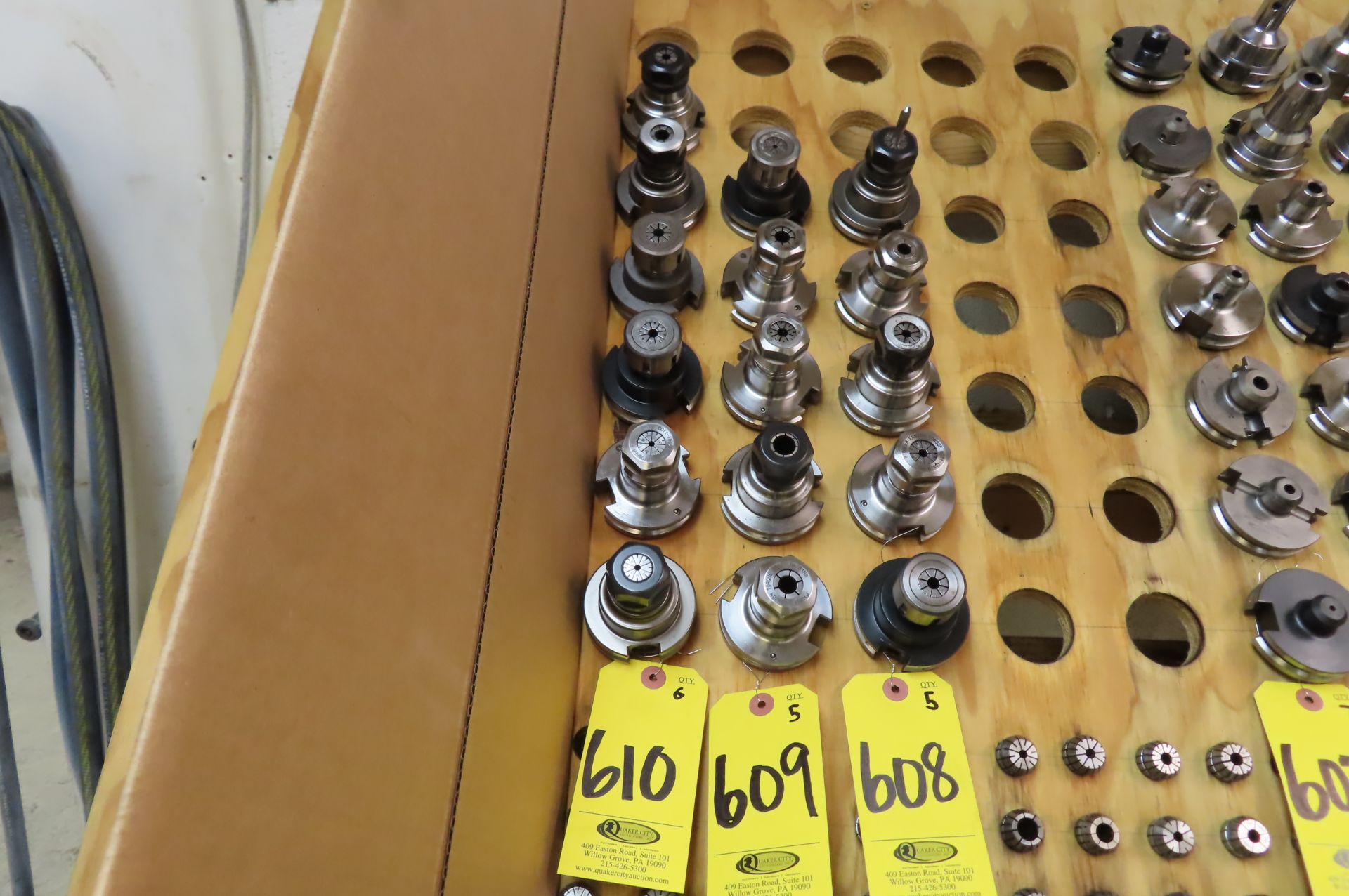 (6) CAT 40 COLLET TOOL HOLDERS WITH COLLETS