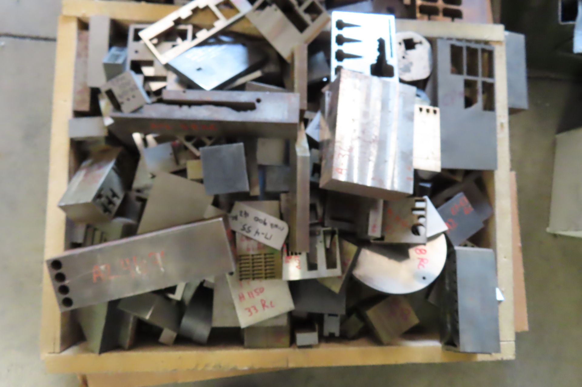 ASSORTED SCRAP IN.CLUDIN.G SS, ALUMINUM - Image 9 of 11