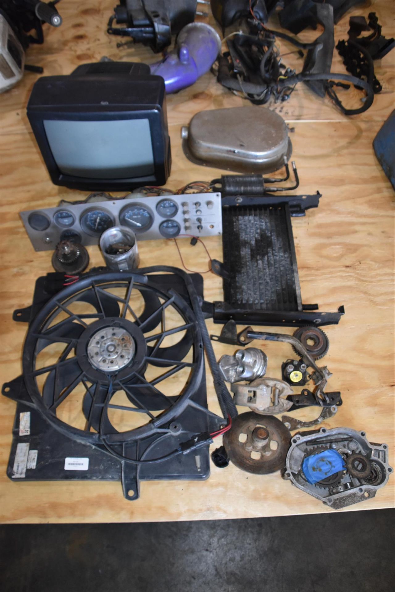 Fan, TV and Misc. Parts - Image 2 of 10