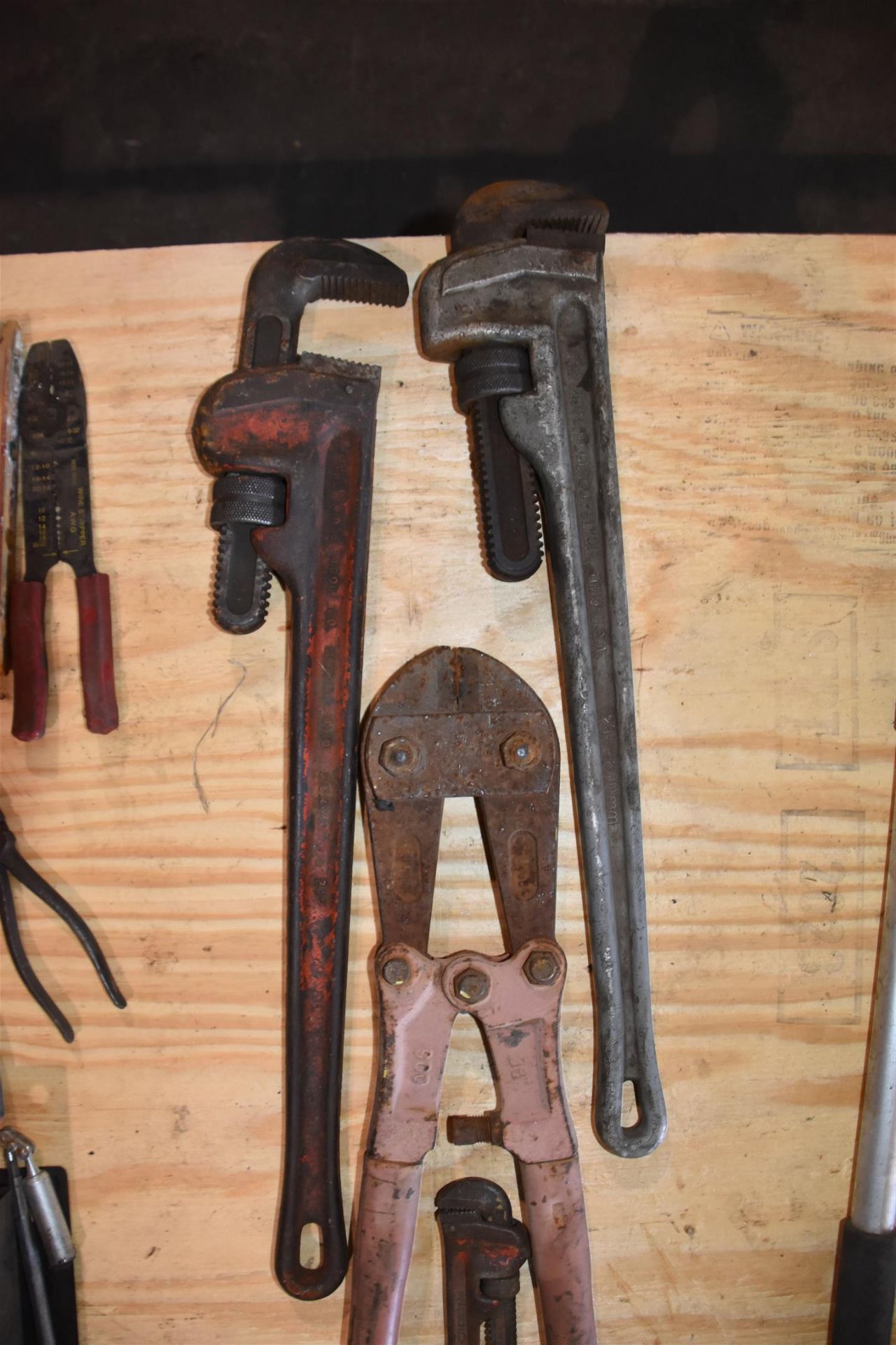 Bolt Cutters and Pipe Wrenches - Image 4 of 5