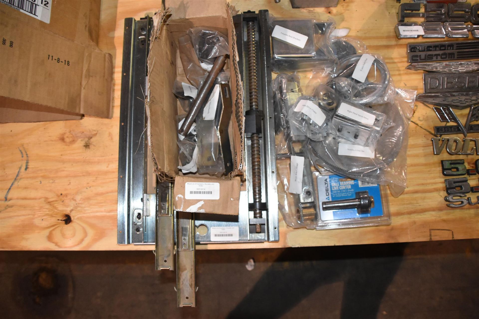 Mixed Lot of Hardware, Brackets and Slides - Image 2 of 11