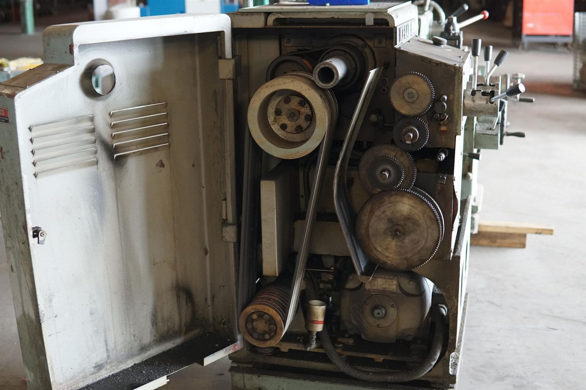 IKEGAL A-20 Ind Lathe- (LOADING FEE - $50) - Image 6 of 18
