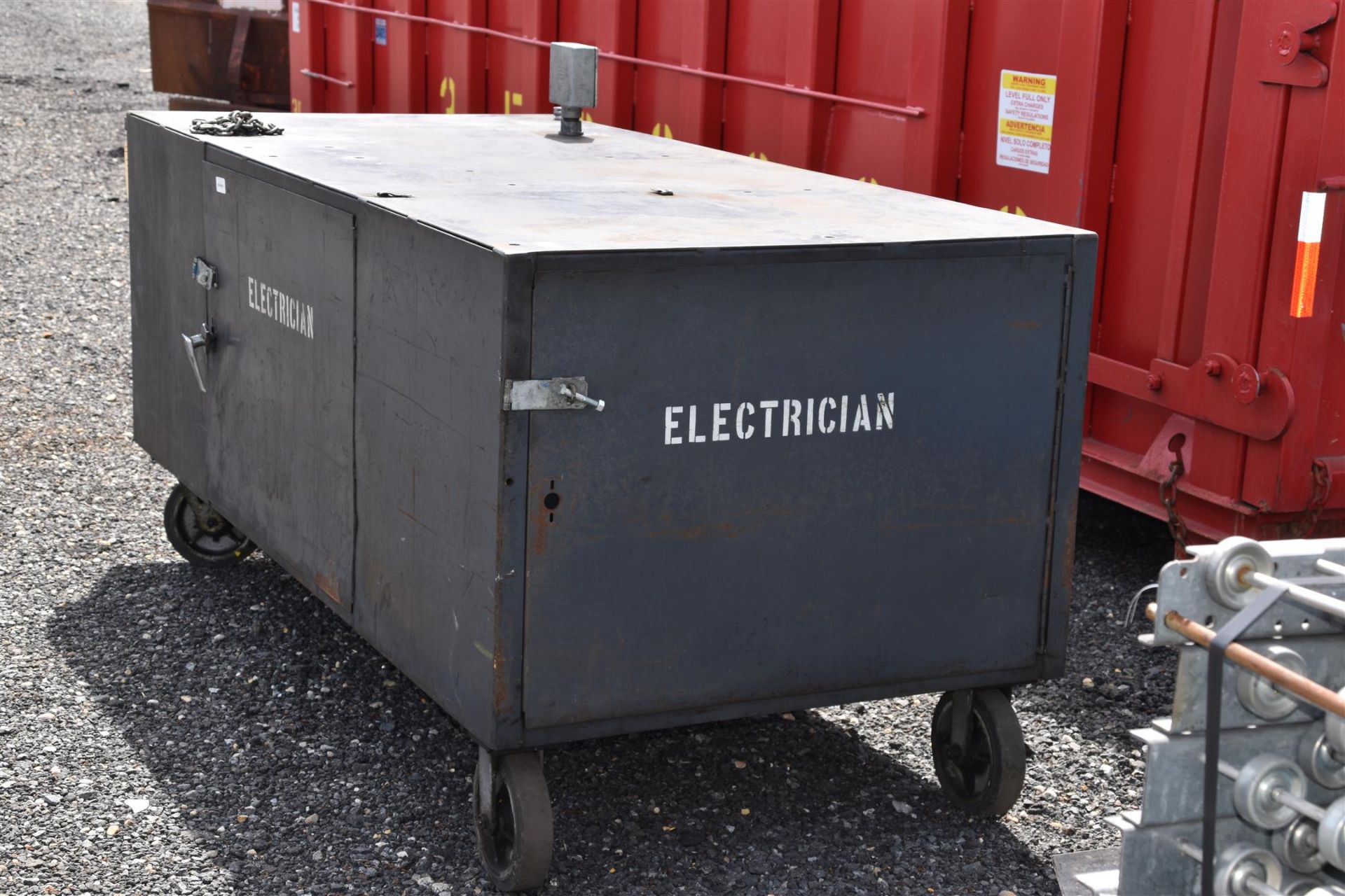 Metal Electrician Tool Cart - (LOADING FEE - $25) - Image 4 of 9