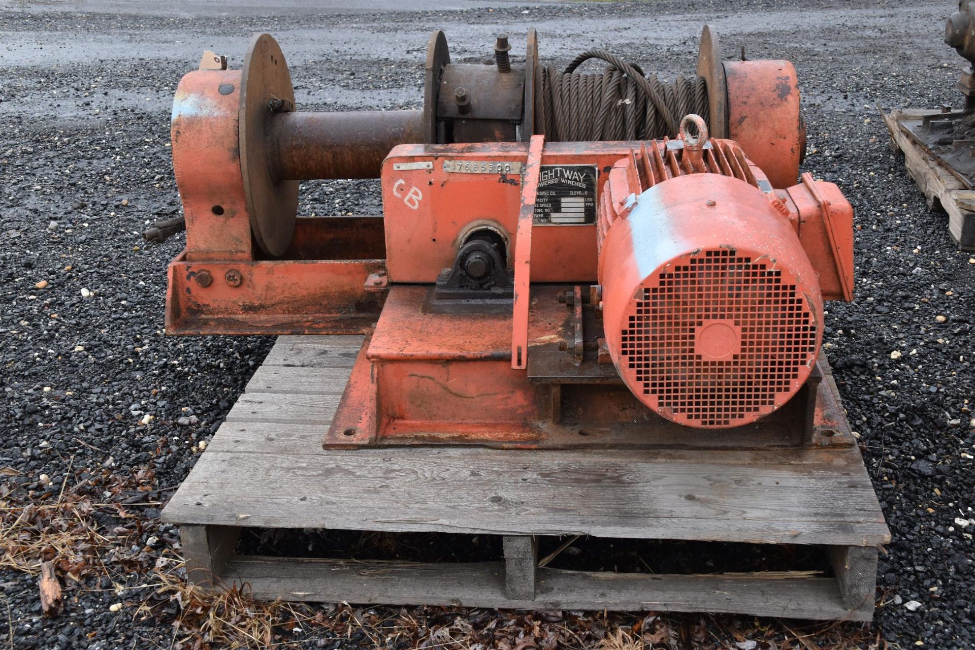 Right Way Powered Winch- (LOADING FEE - $25) - Image 5 of 12