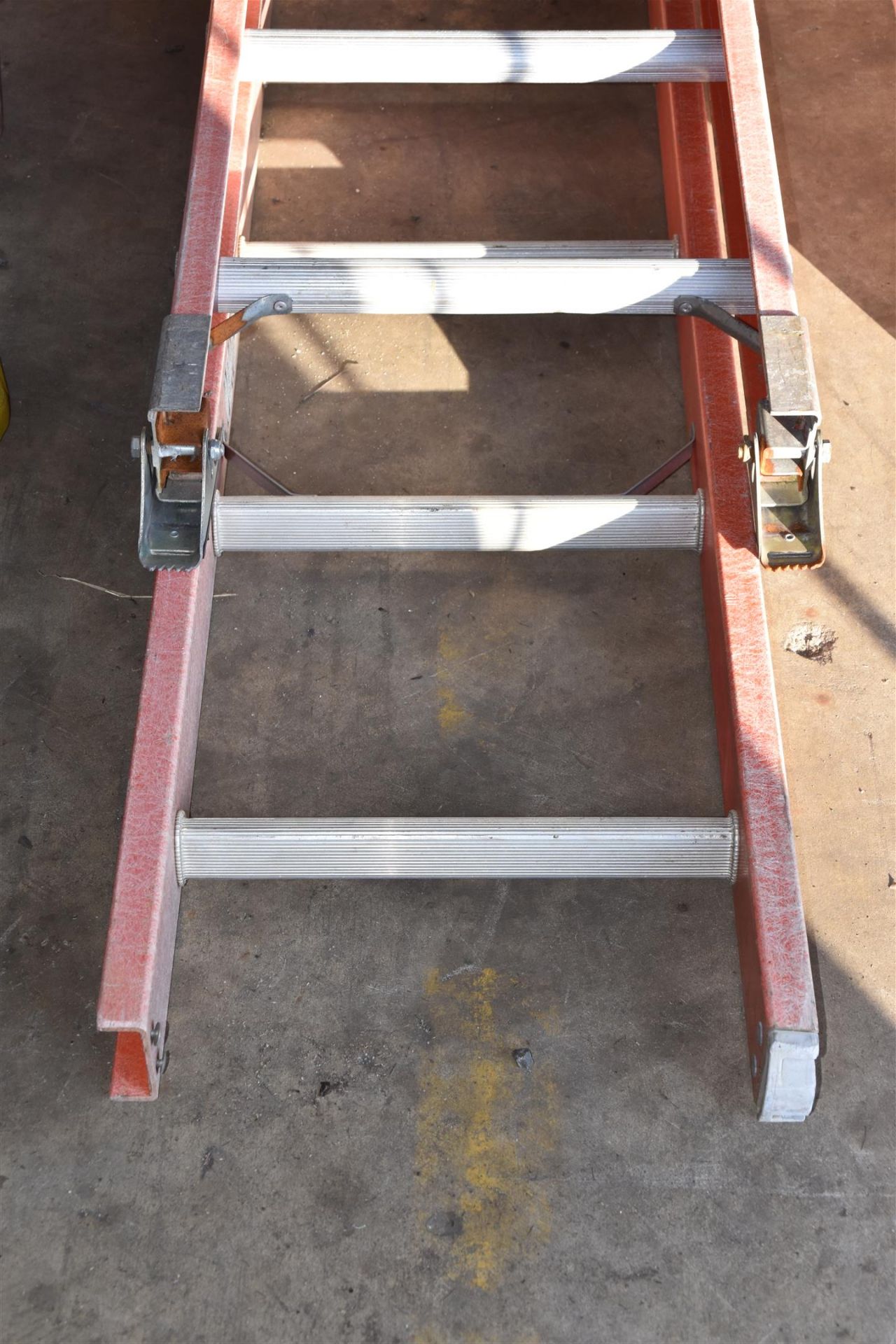Ladder 18 FT. Straight Section (2) - Image 6 of 8