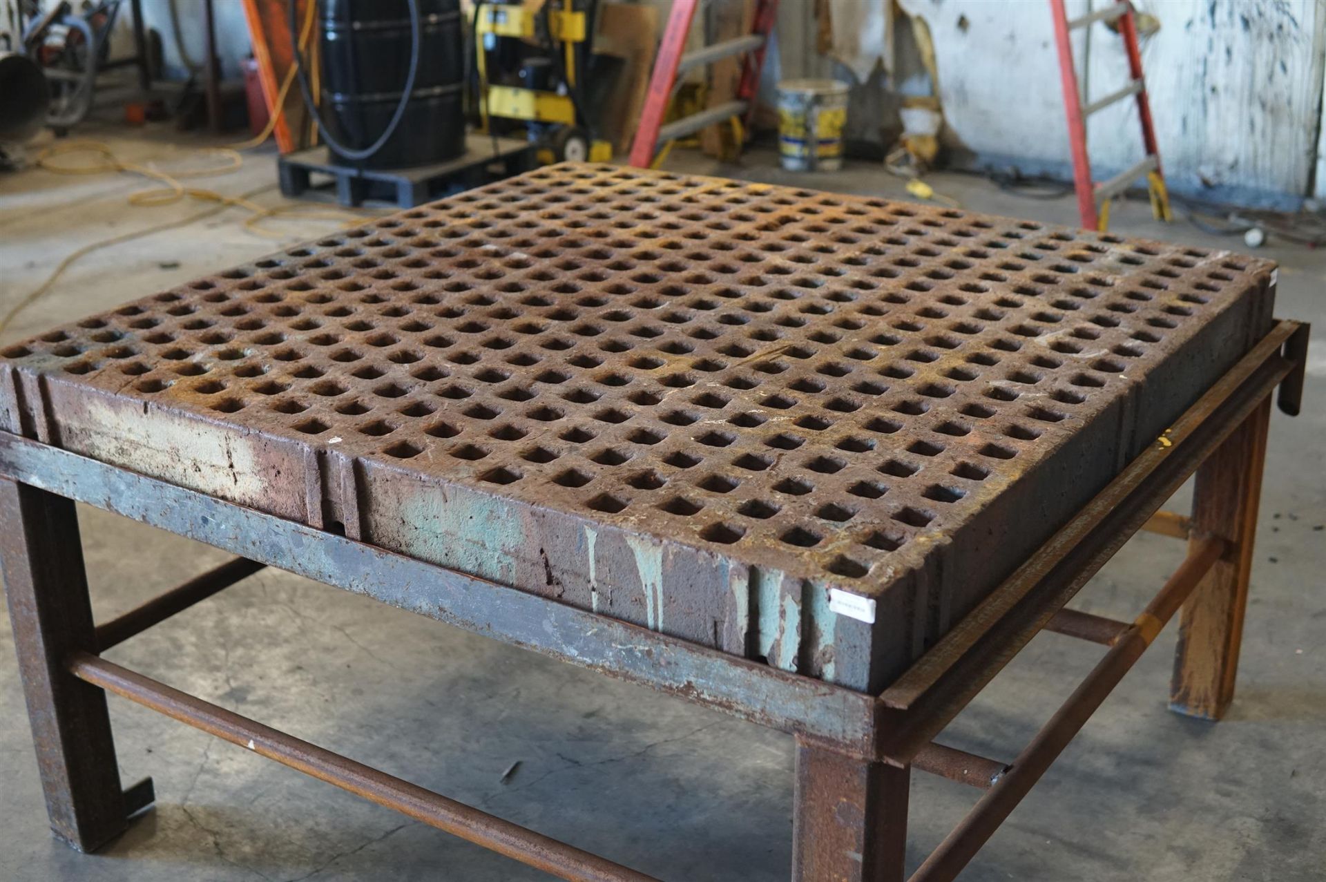 Industrial Acorn Welding Table- (LOADING FEE - $50) - Image 2 of 4