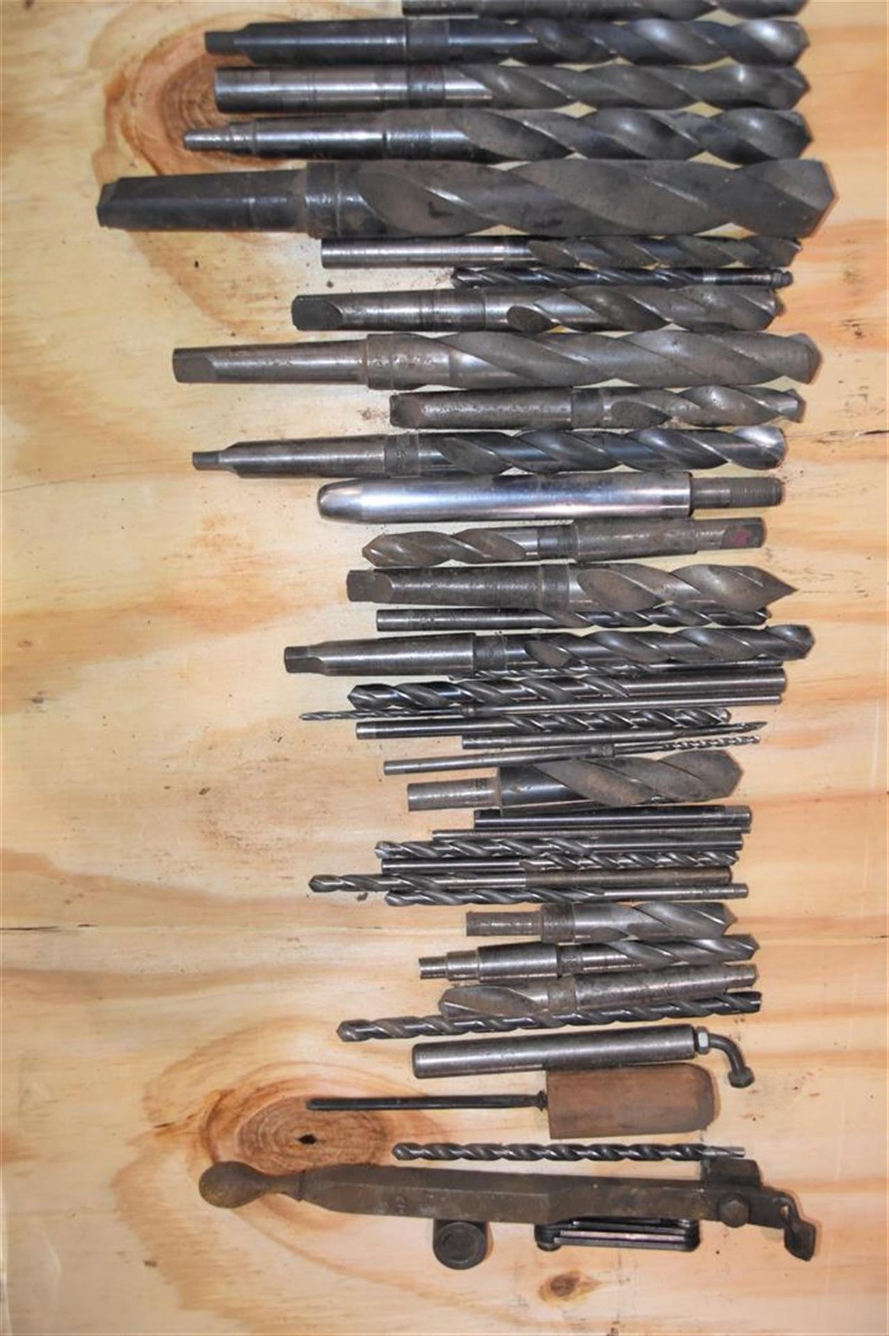 Drill Bits Assorted Sizes - Image 5 of 5