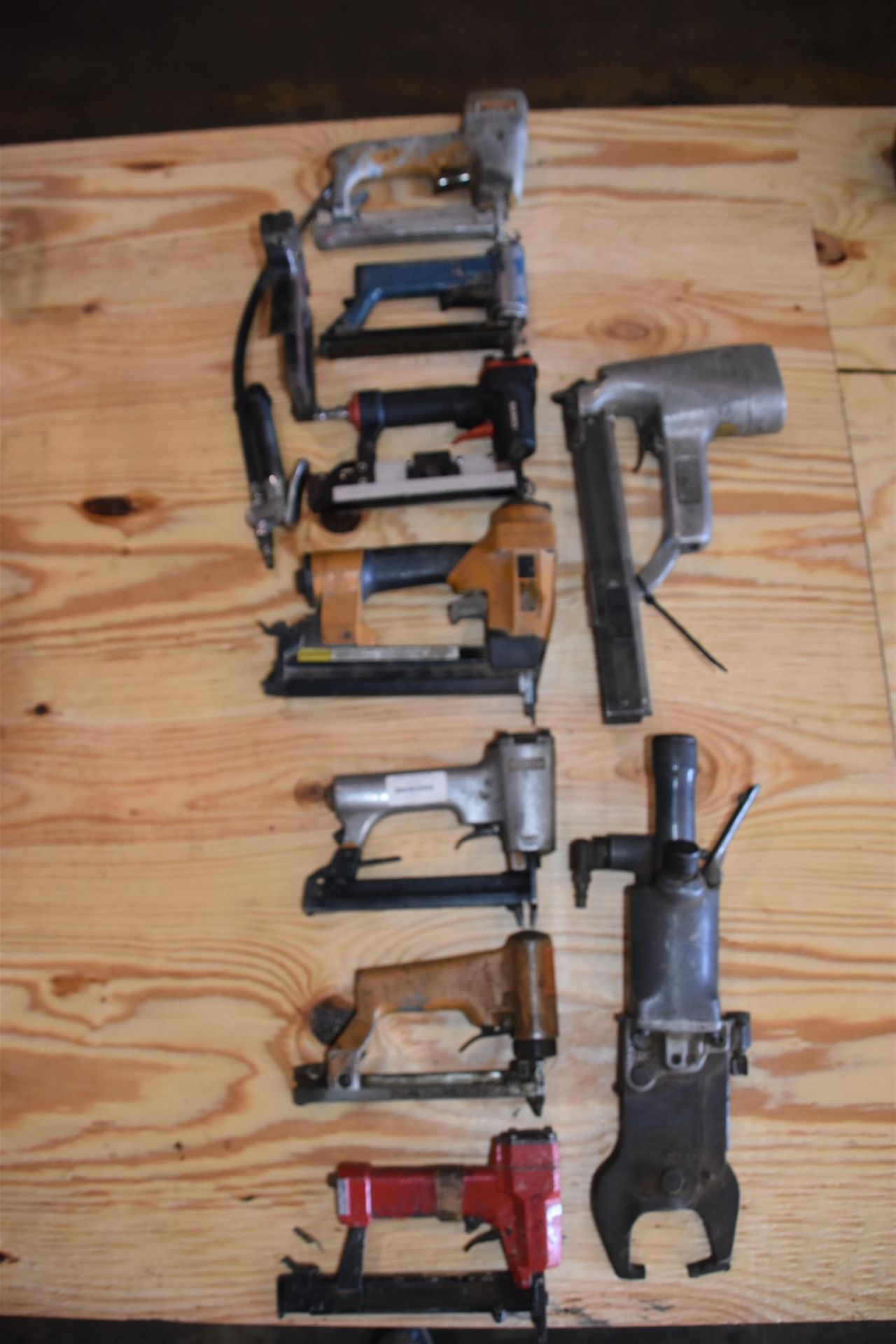Pneumatic Nailers and Tools - Image 2 of 11
