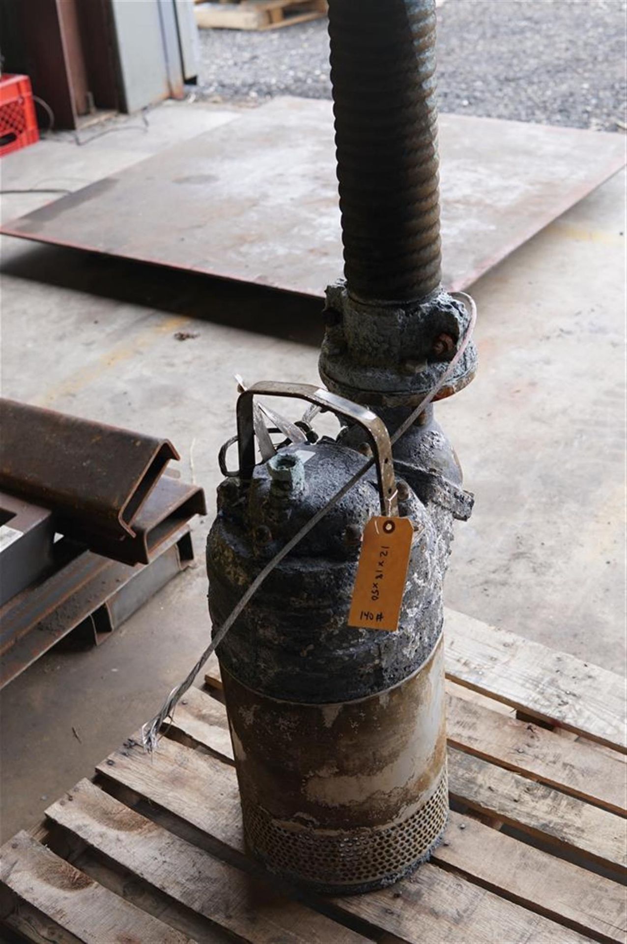 Large Submersible Pump - Image 3 of 3