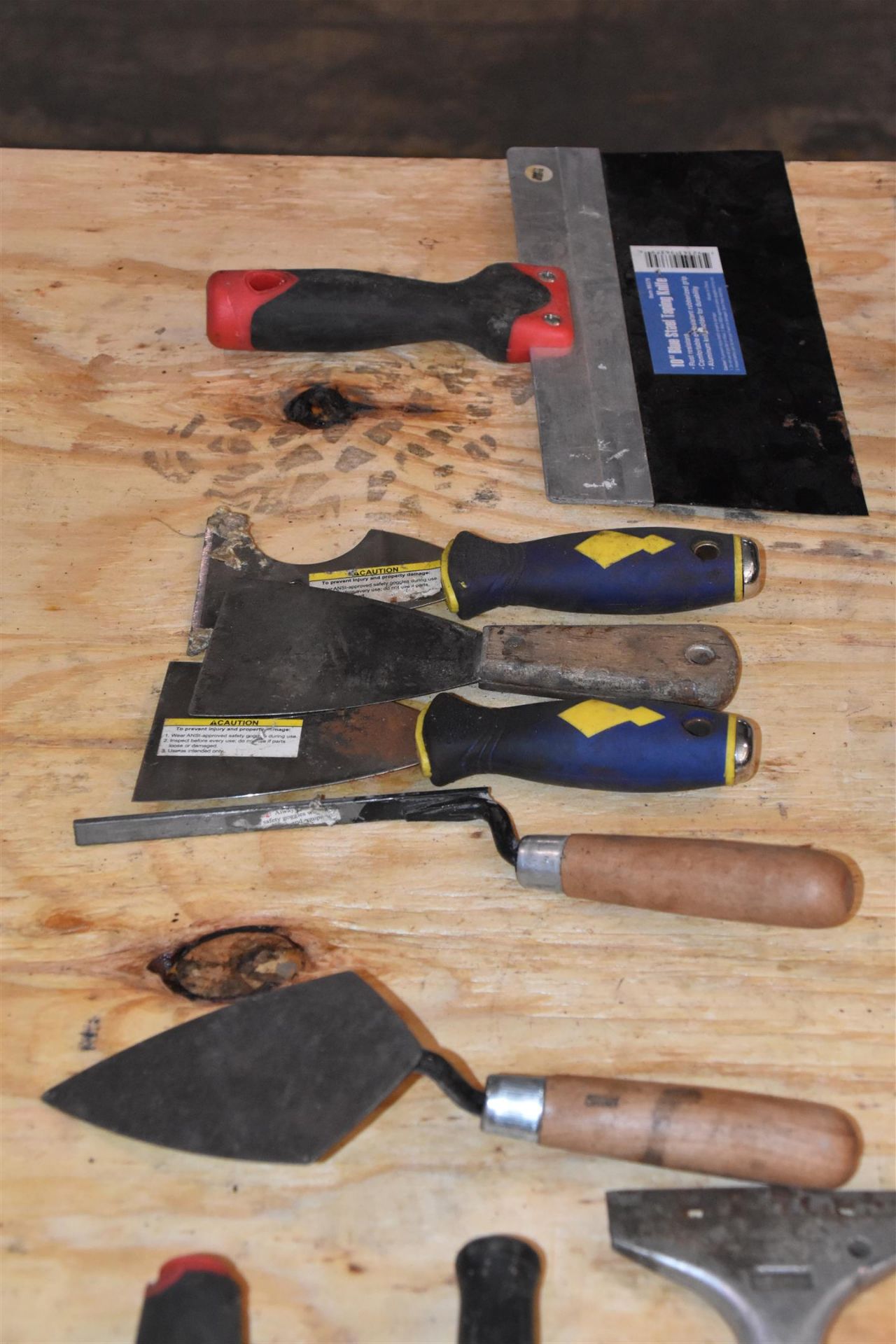 Masonry Tools and Scrapers - Image 6 of 11