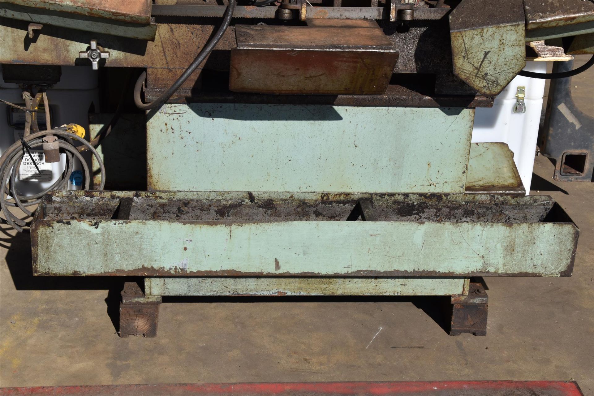 W.F. Wells Horizontal Bandsaw- (LOADING FEE - $25) - Image 7 of 13