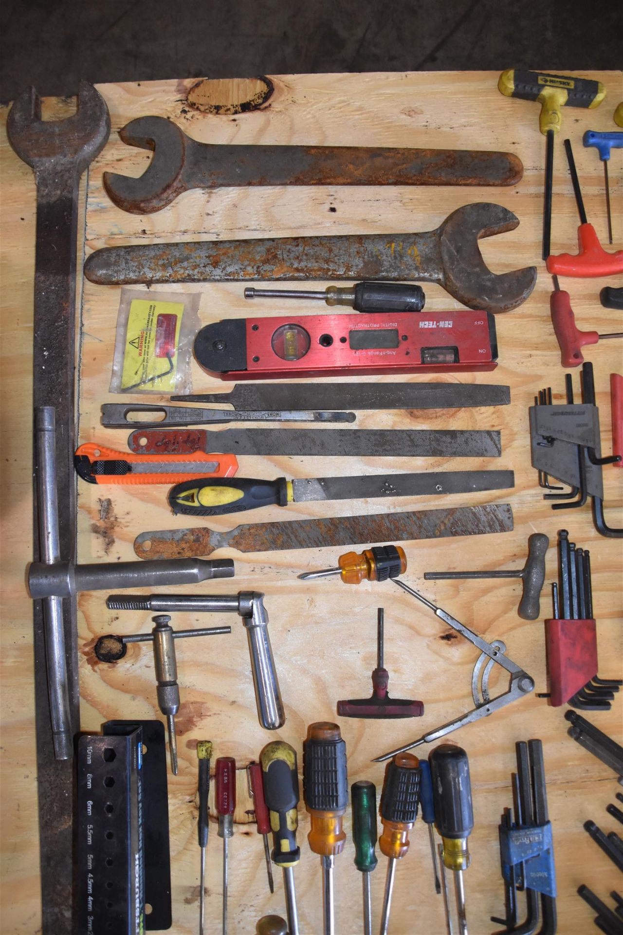 Large Wrench and Assorted Hand Tools - Image 4 of 6