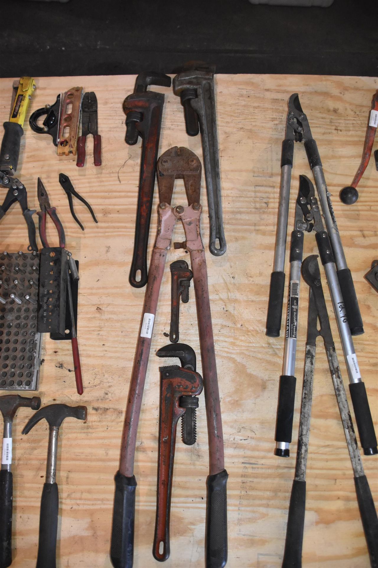 Bolt Cutters and Pipe Wrenches - Image 2 of 5