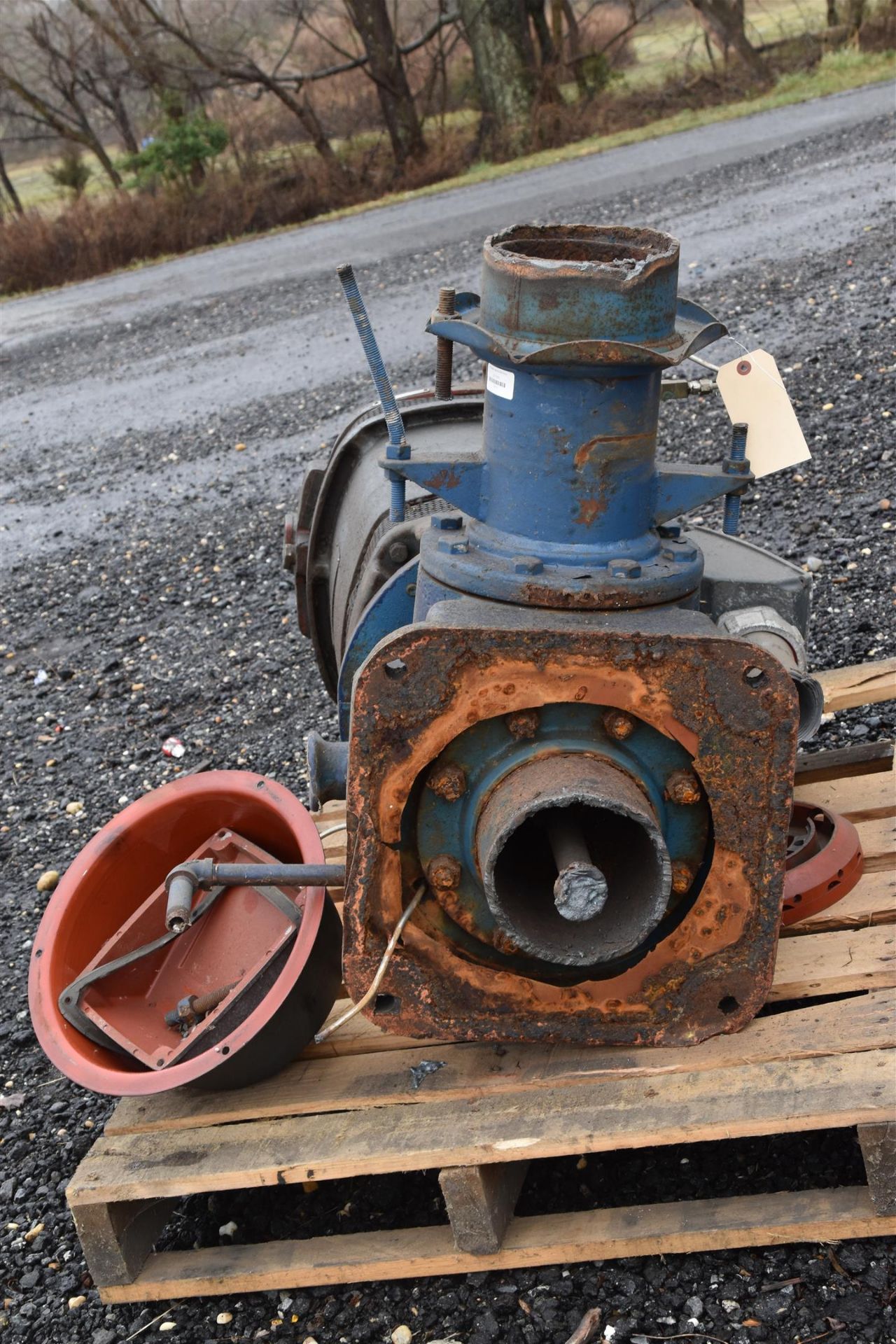 AC Shultes High Vel Well Pump- (LOADING FEE - $50) - Image 5 of 14