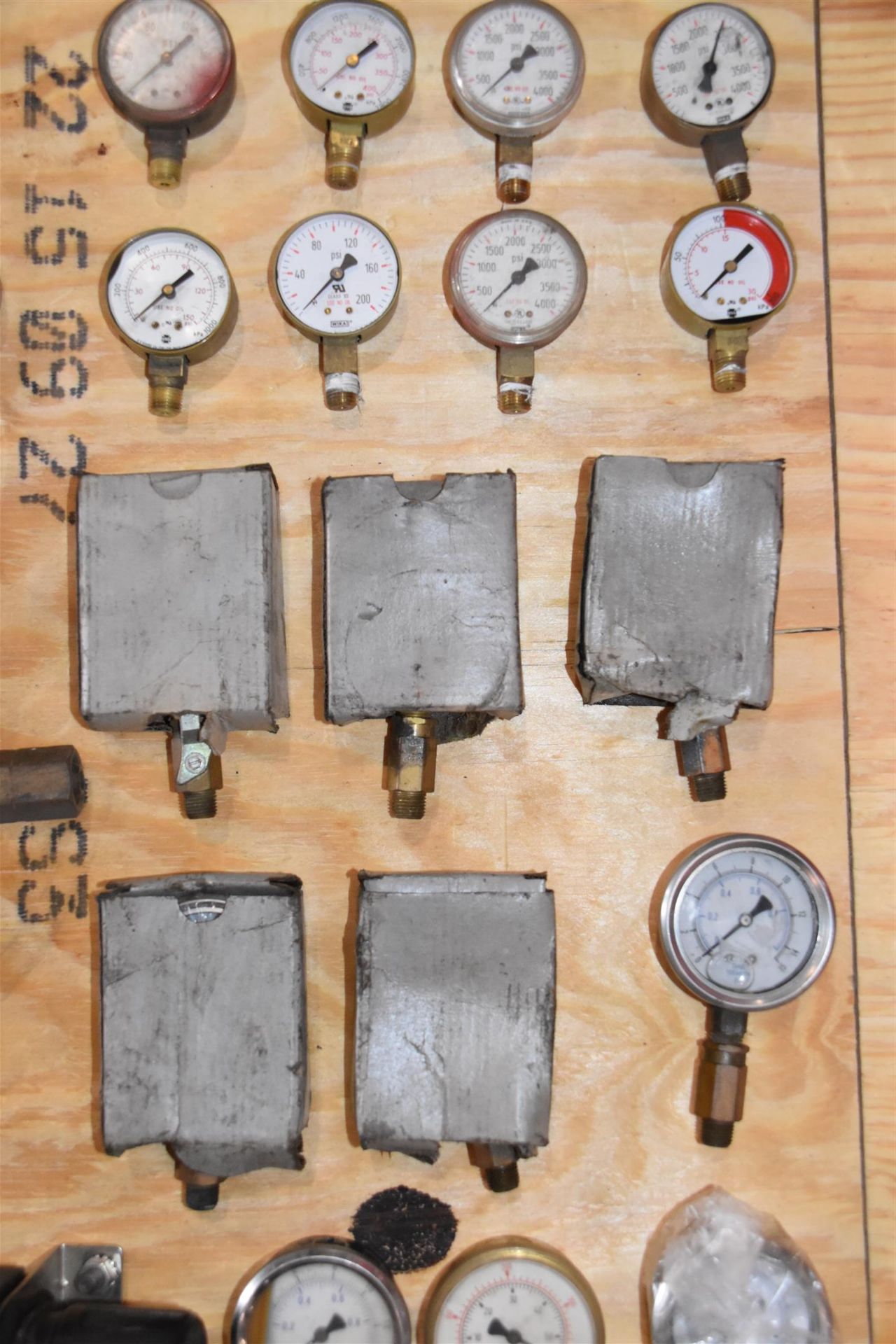 Assorted Gauges and Regulators - Image 7 of 8