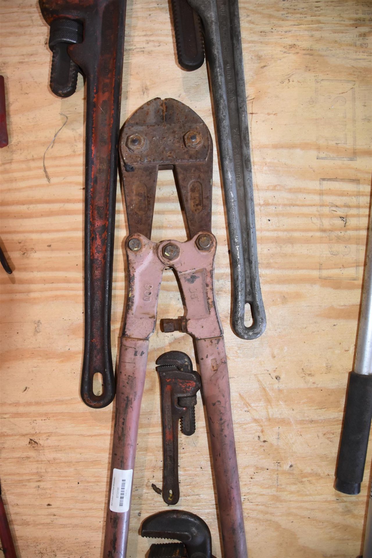 Bolt Cutters and Pipe Wrenches - Image 3 of 5