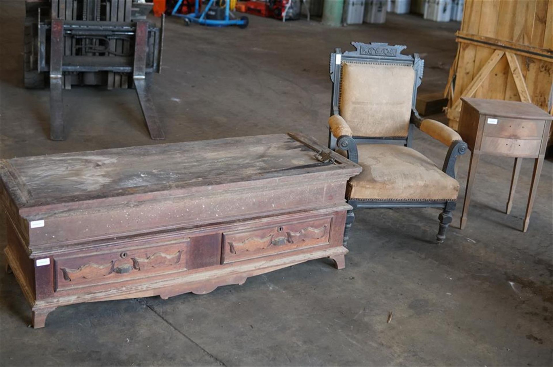 Cool Old Furniture- (LOADING FEE - $25) - Image 9 of 9