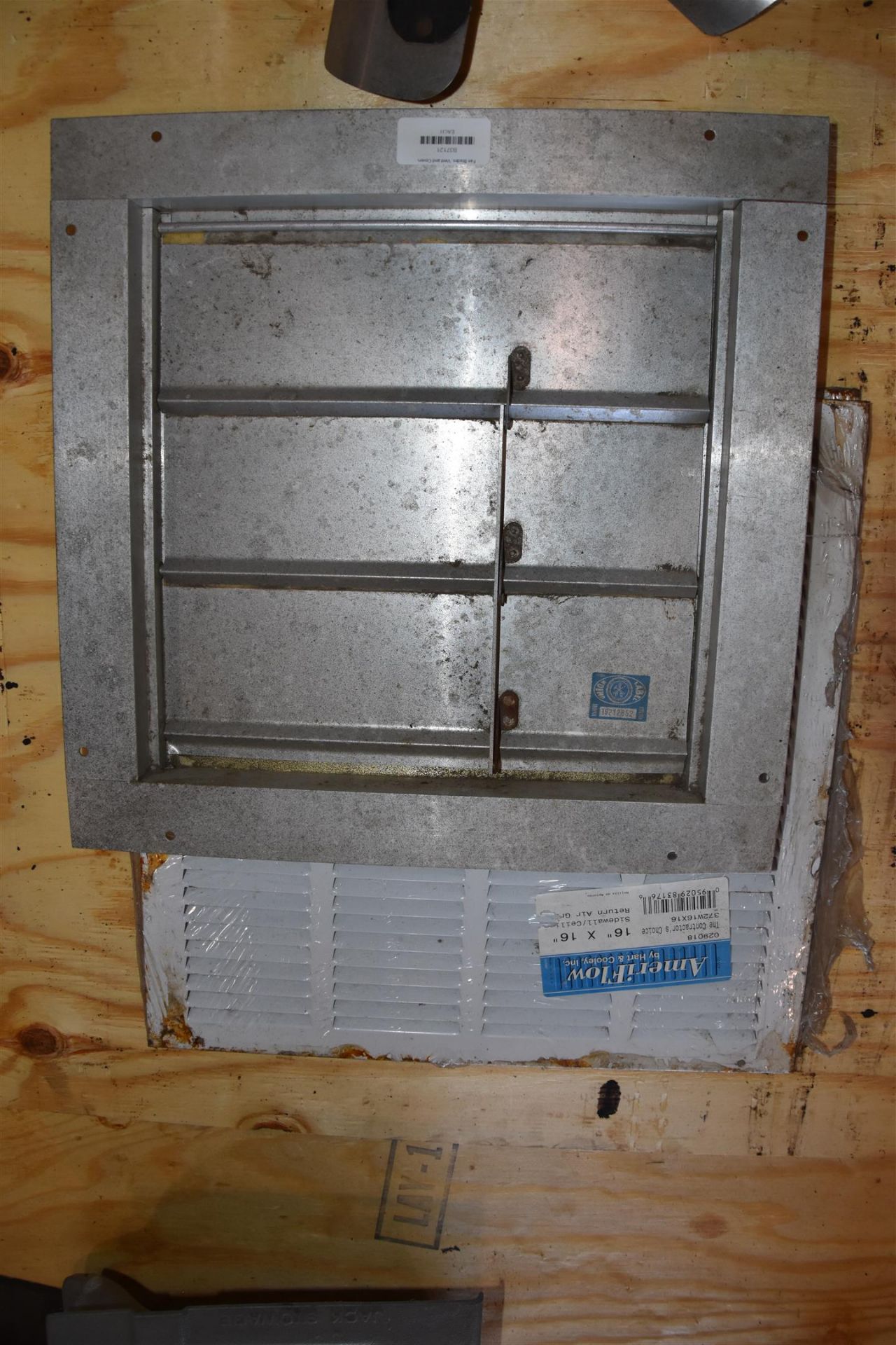 Fan Blade, Vent and Covers - Image 3 of 11