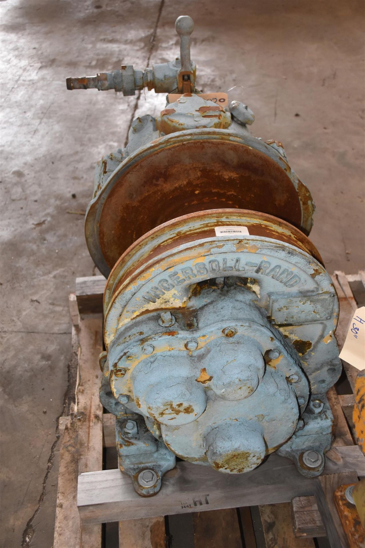 Ingresoll Rand Pneumatic Winch- (LOADING FEE - $25) - Image 5 of 12