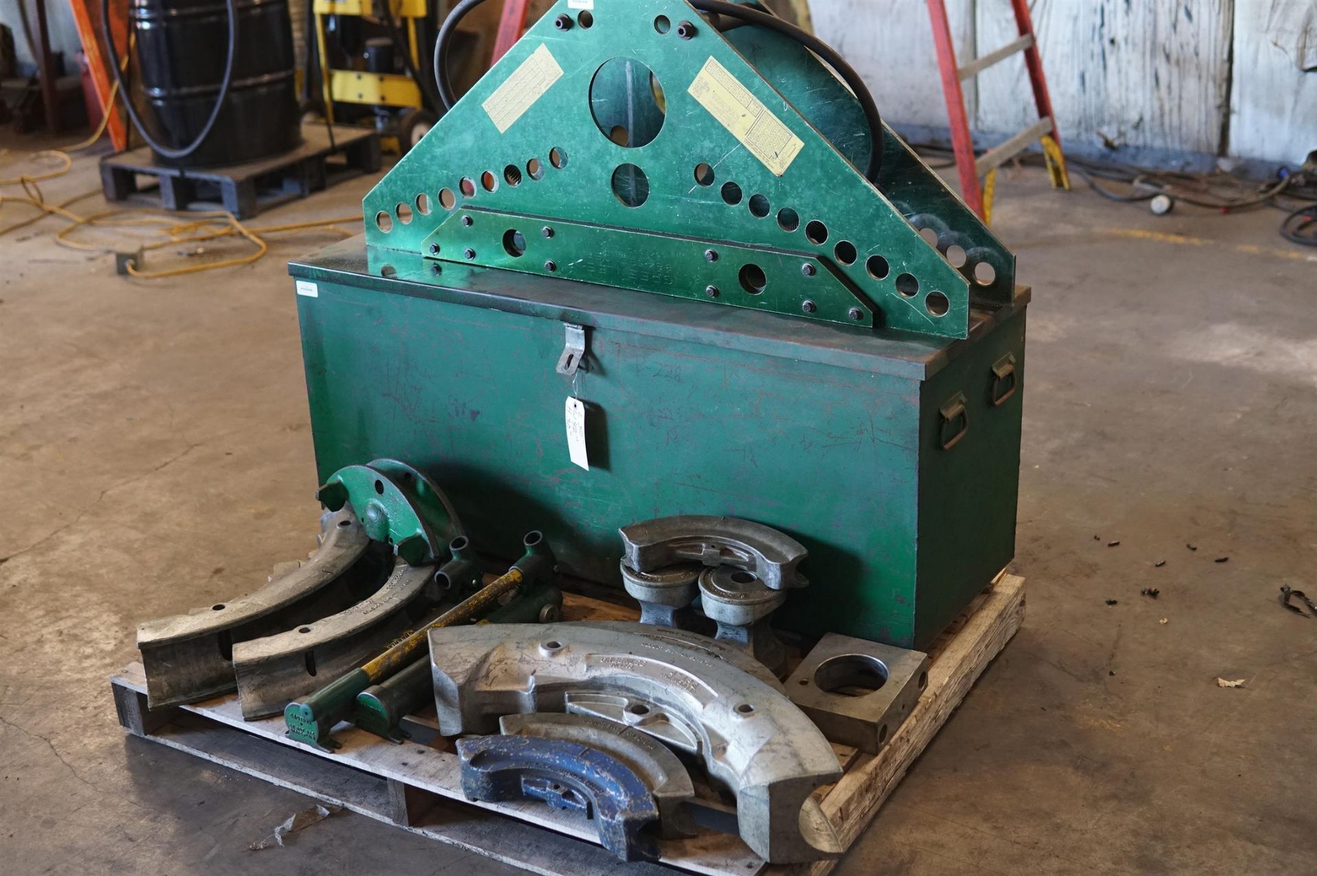 Greenlee Pipe Bender 8845- (LOADING FEE - $25) - Image 2 of 10