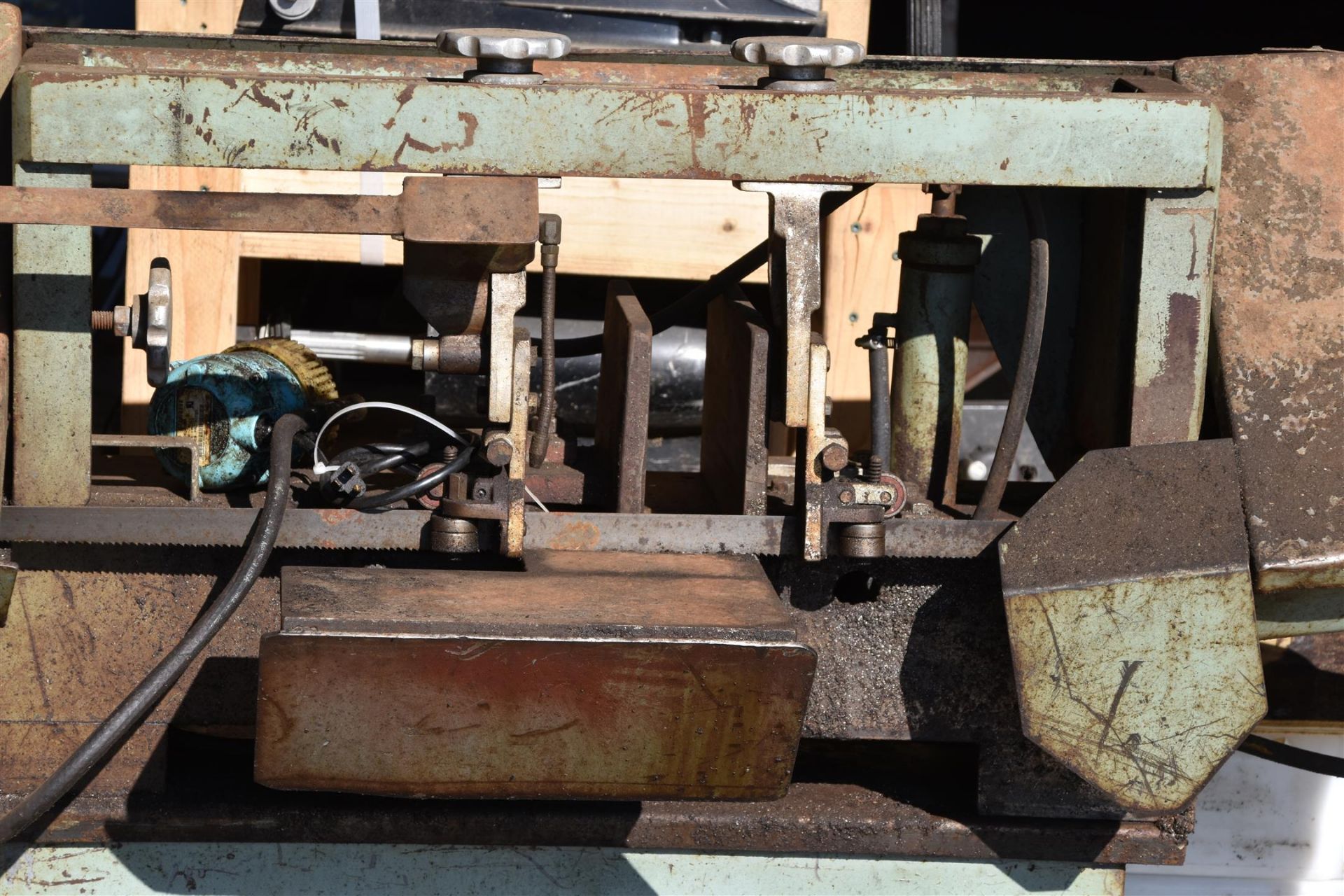 W.F. Wells Horizontal Bandsaw- (LOADING FEE - $25) - Image 6 of 13